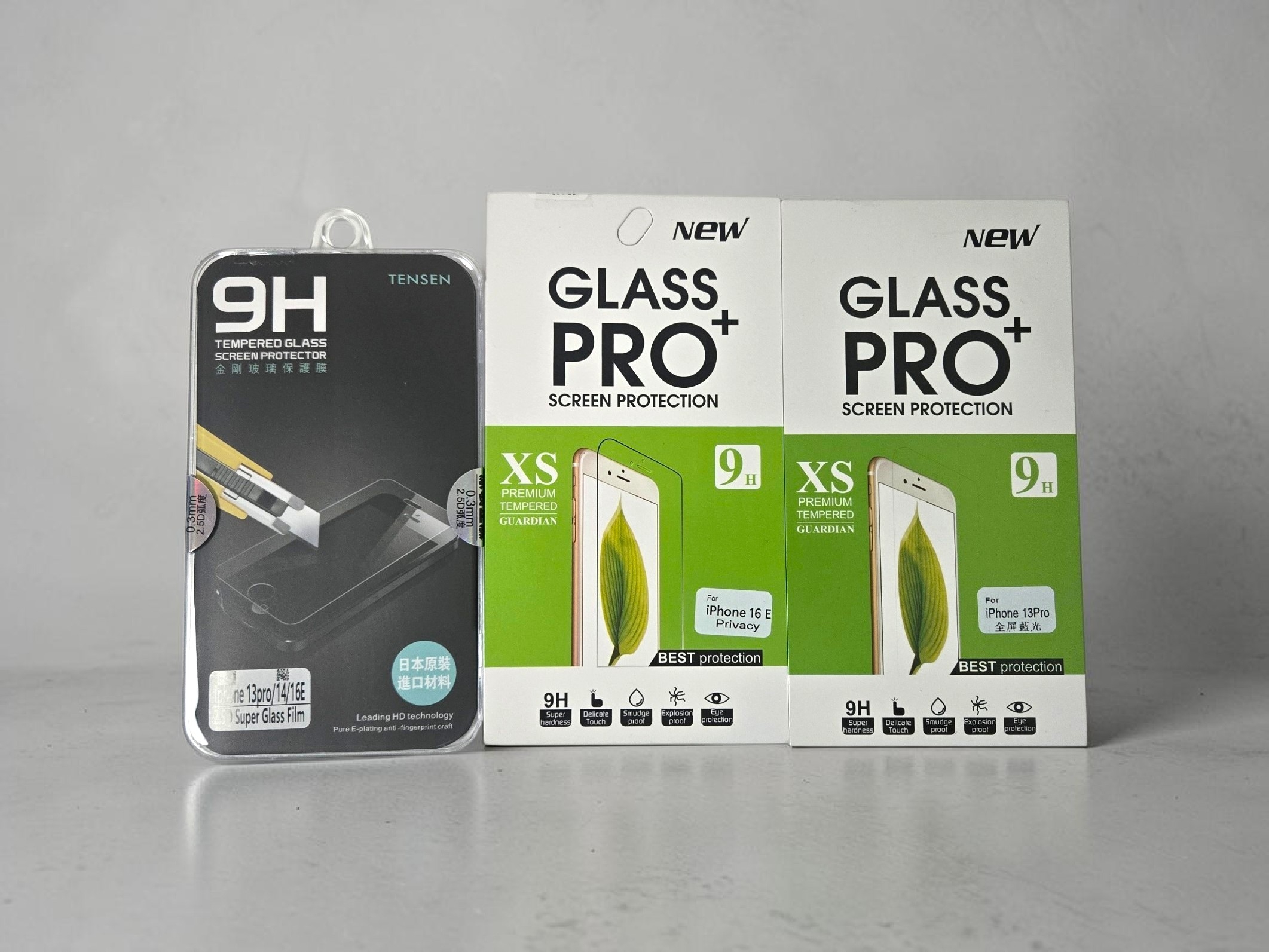 iPhone 13 / 13 Pro / 14 / 16e 玻璃保護貼