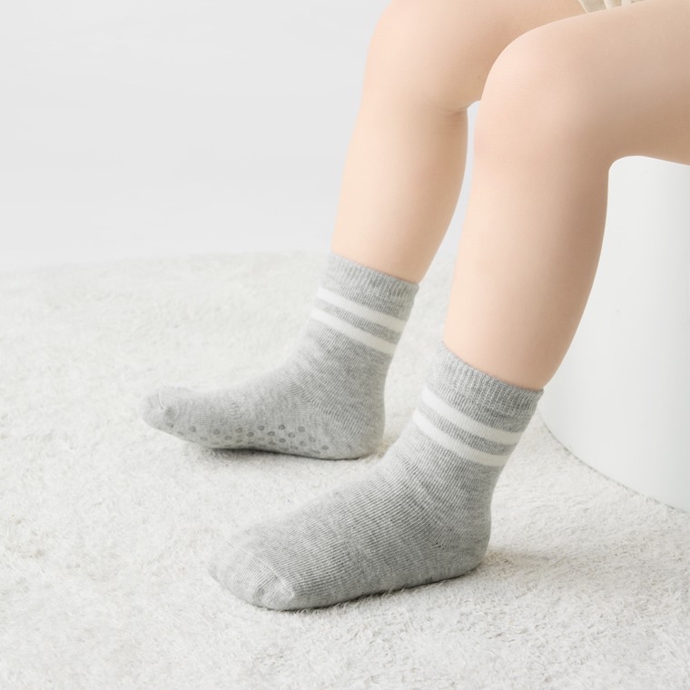 部分現貨💚預訂 台灣直送💚三色純色條紋防滑中筒襪三對裝