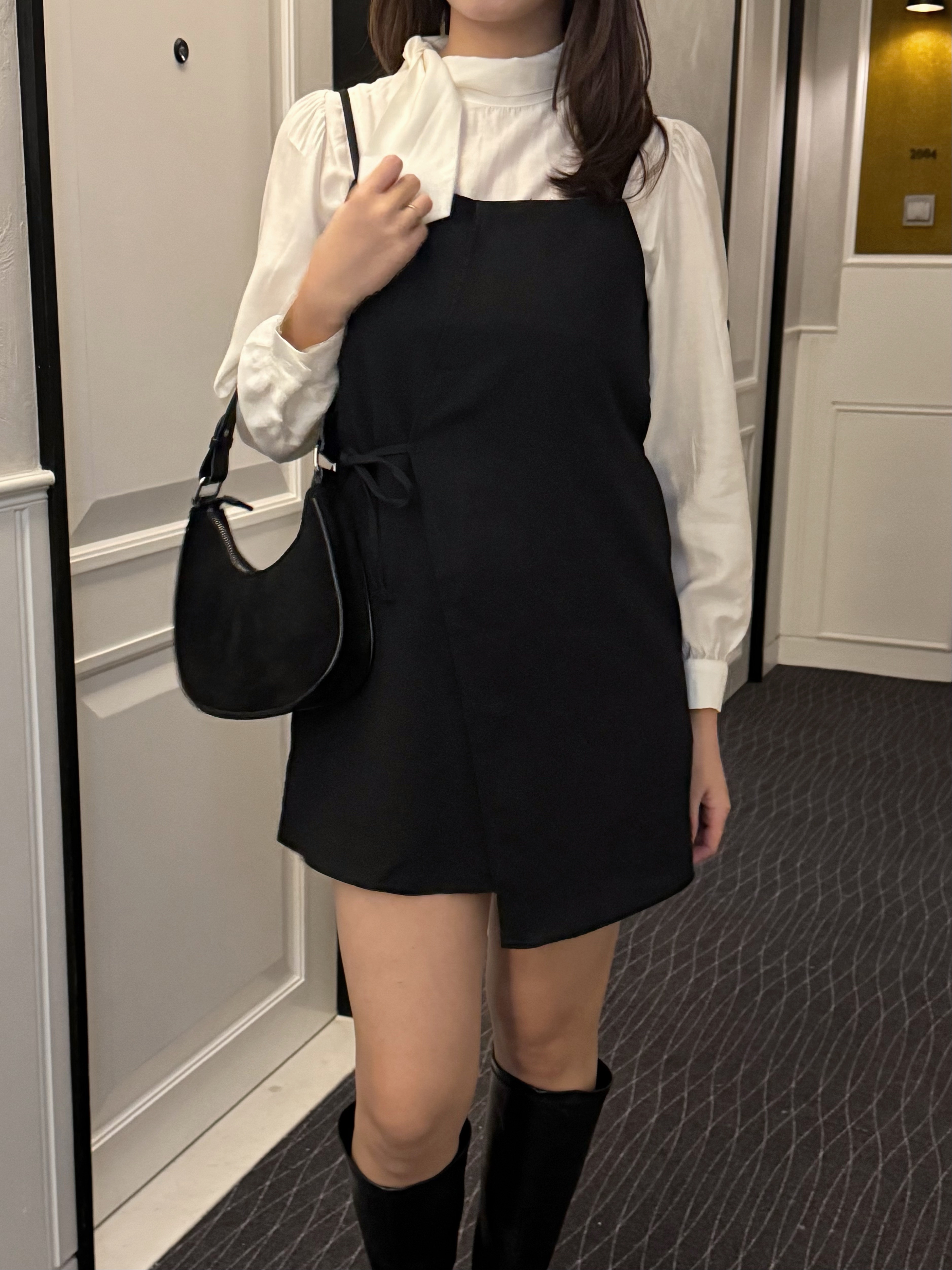 韓系珍珠感綁帶襯衫