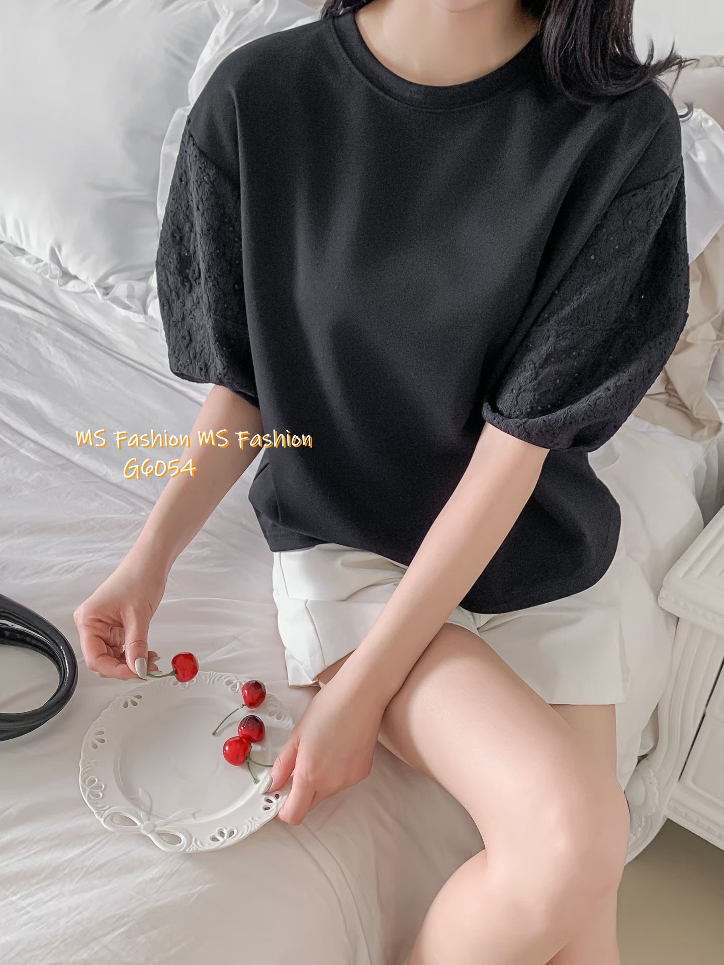 G6054 韓國🇰🇷通花泡泡袖top