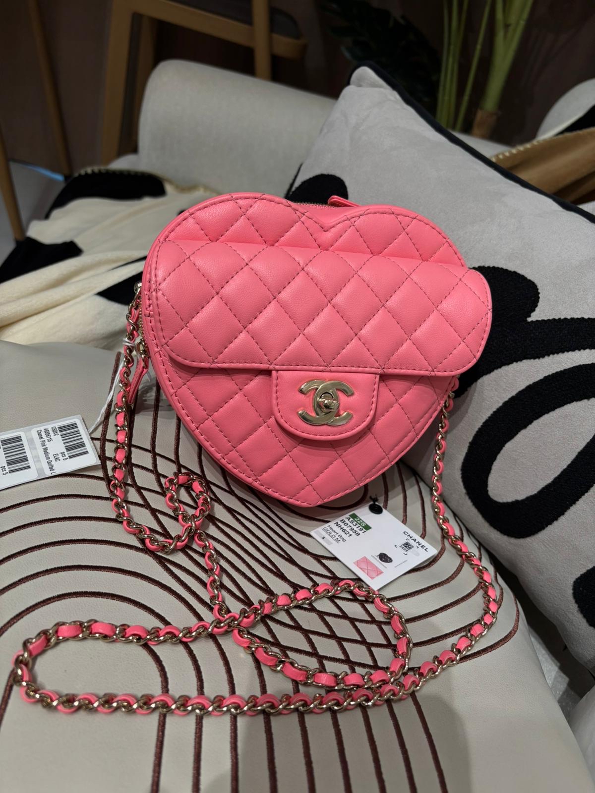 未使用品 Chanel heart bag pink AS3191 100%Authentic, 全新未使用品 unused  ✅晶片✅Dust bag ✅Box 