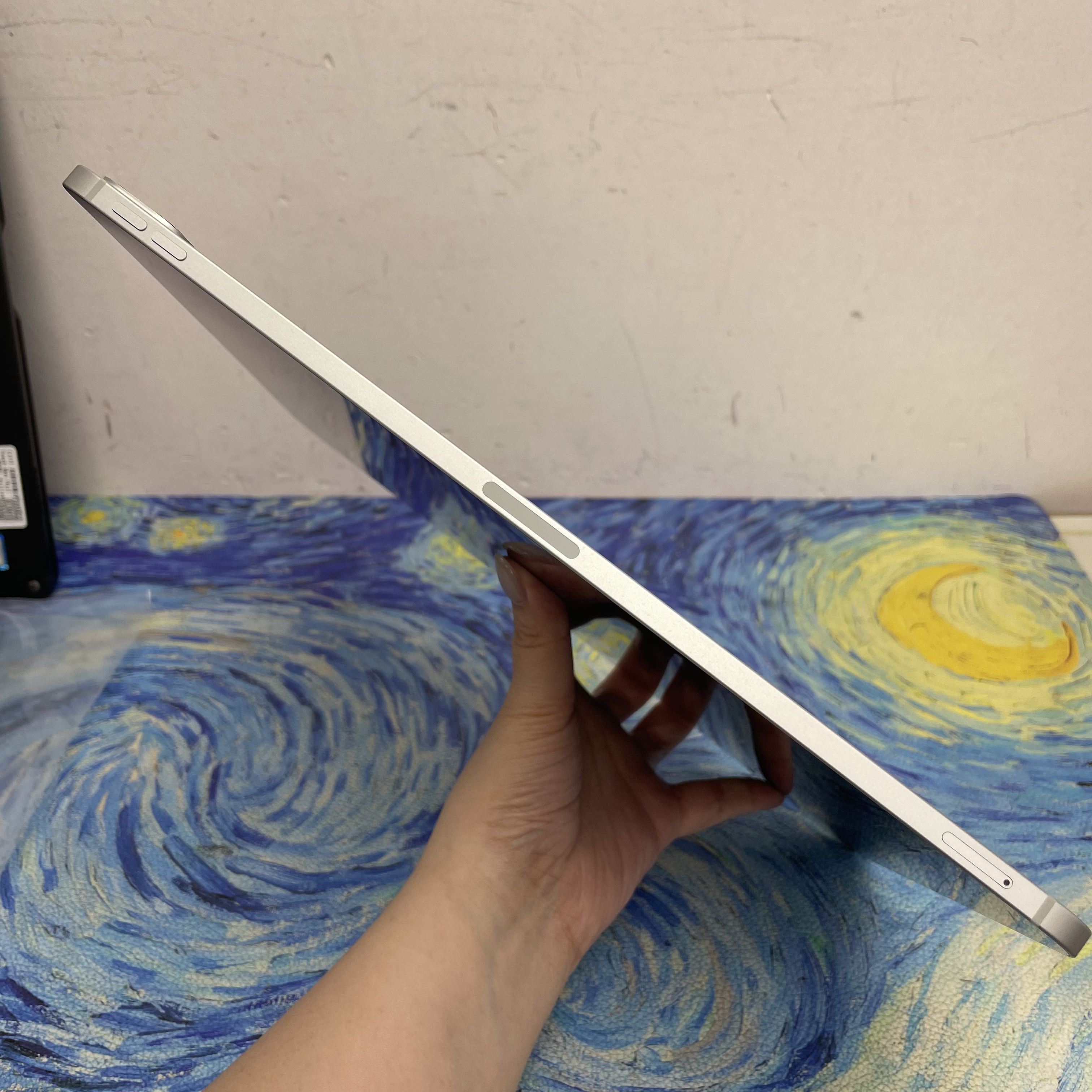 *484091 iPad Pro 6 12.9吋 M2 完美機 128GB 插卡版 銀色 sliver