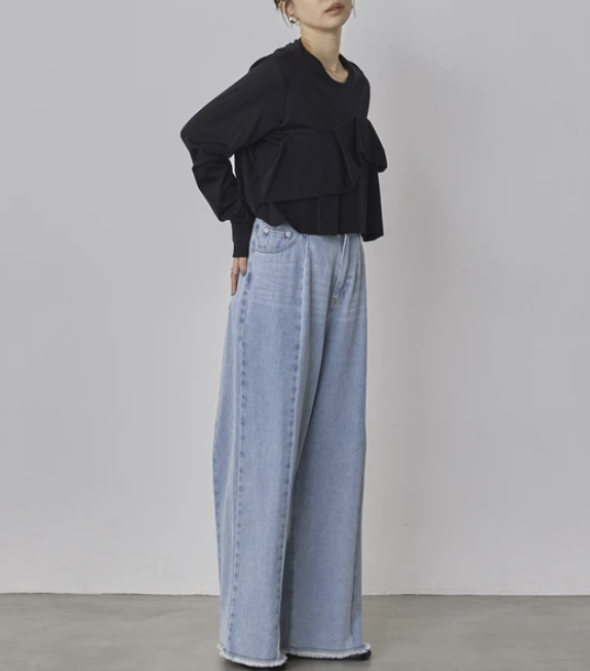 前褶飾圓領T恤 - 2026 流行穿搭  前褶飾T恤 春夏時尚穿搭 獨特設計 成人休閒 時尚穿搭 易於配搭 日本直送   #JP-I-260023