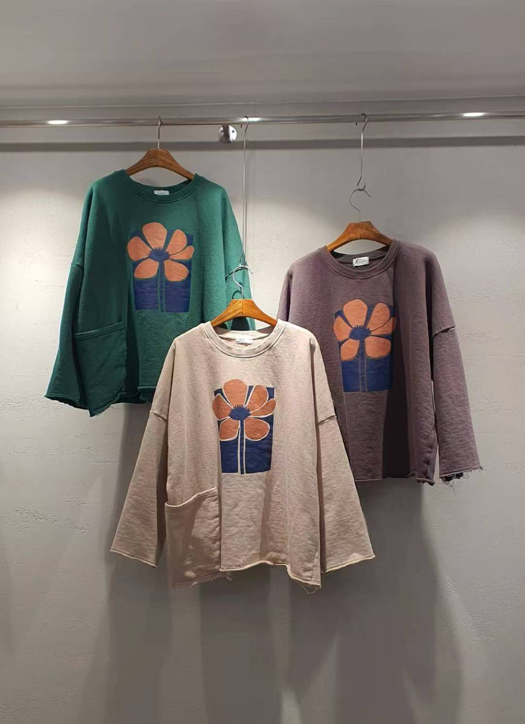 M2 YE flower side pocket top