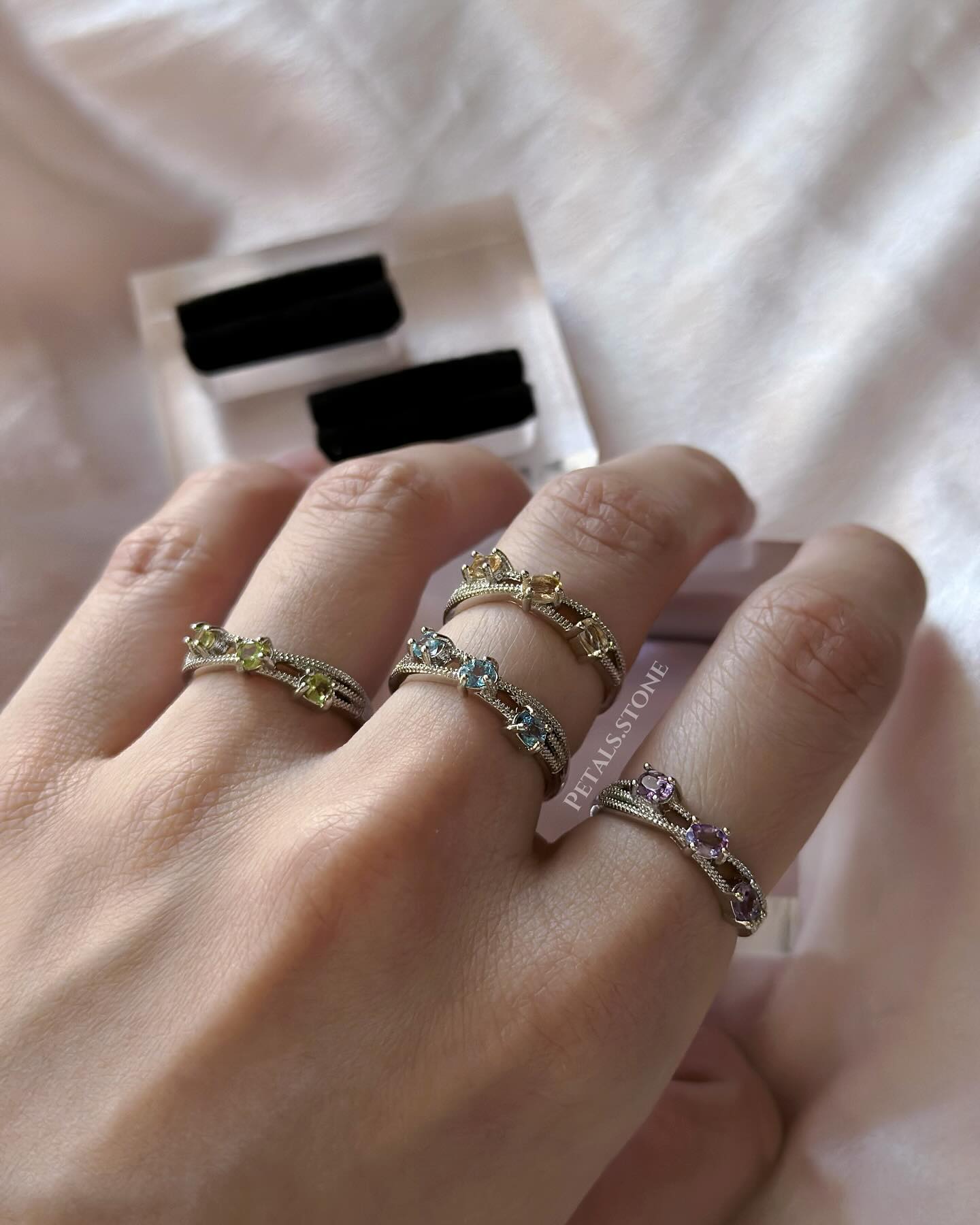 💍𝐌𝐞𝐭𝐞𝐨𝐫 𝐂𝐫𝐲𝐬𝐭𝐚𝐥 𝐑𝐢𝐧𝐠𝐬💫