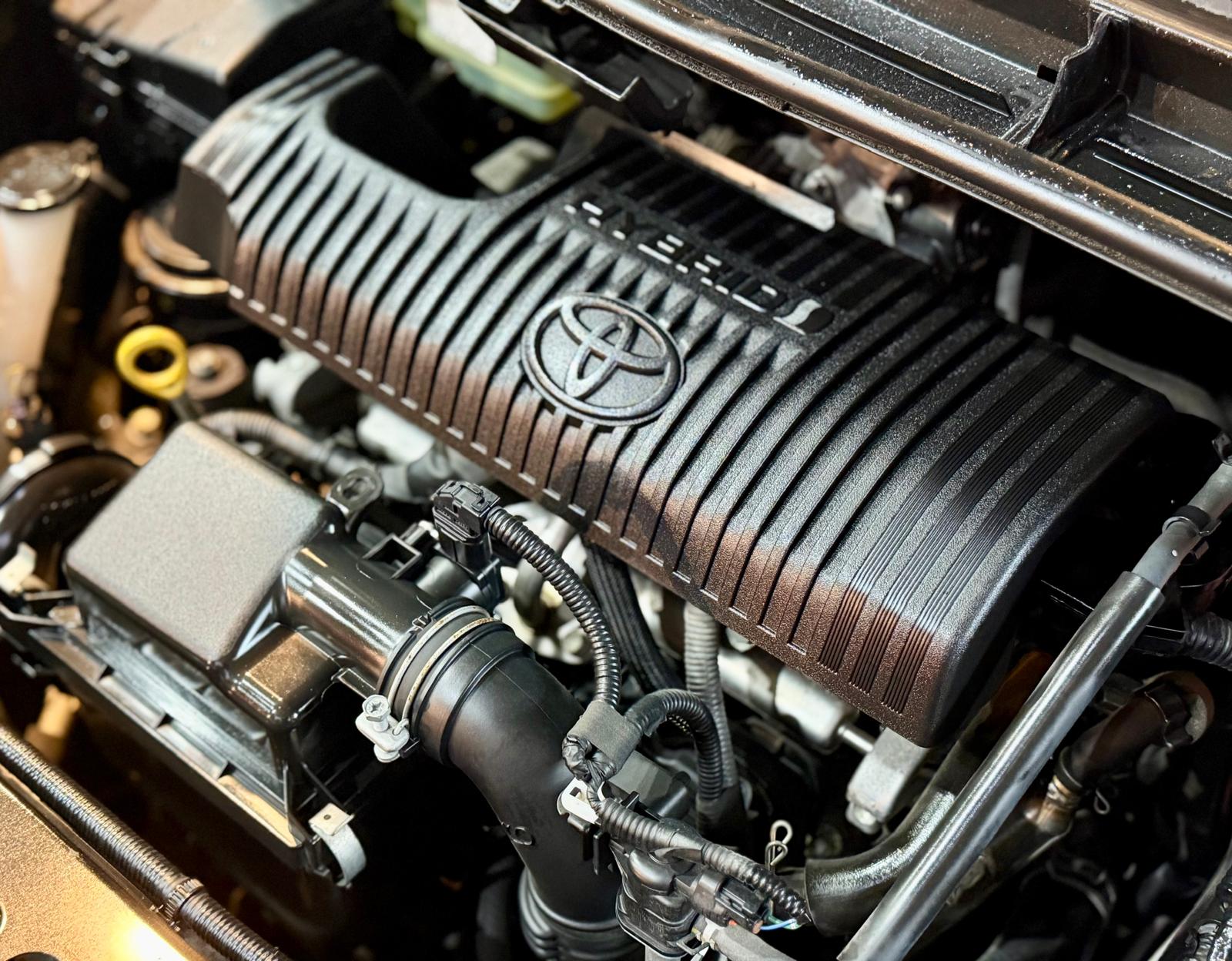 Toyota Sienta Hybrid Facelift 2018