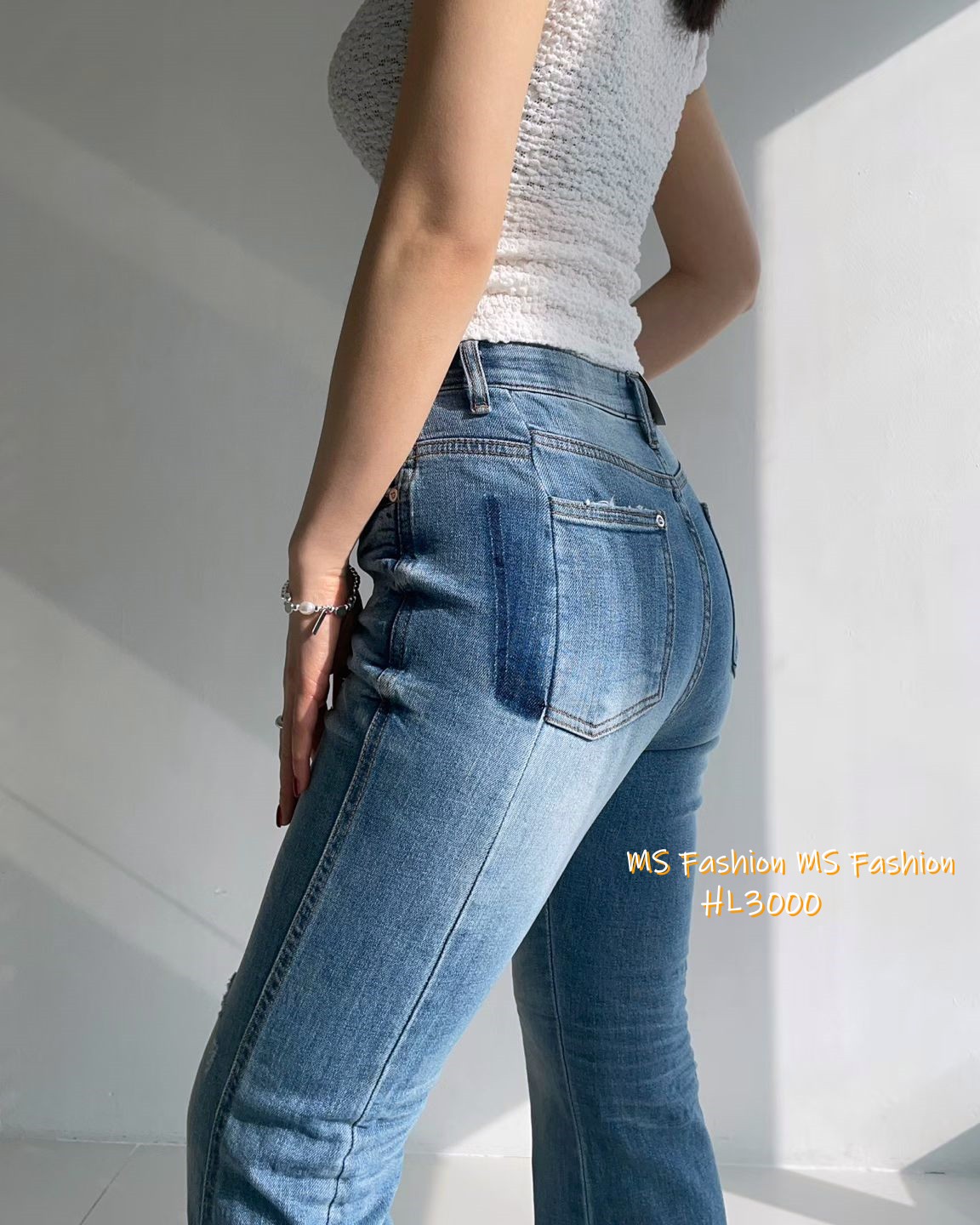 HL3000 韓國🌼Howluk拼接壓紋喇叭牛