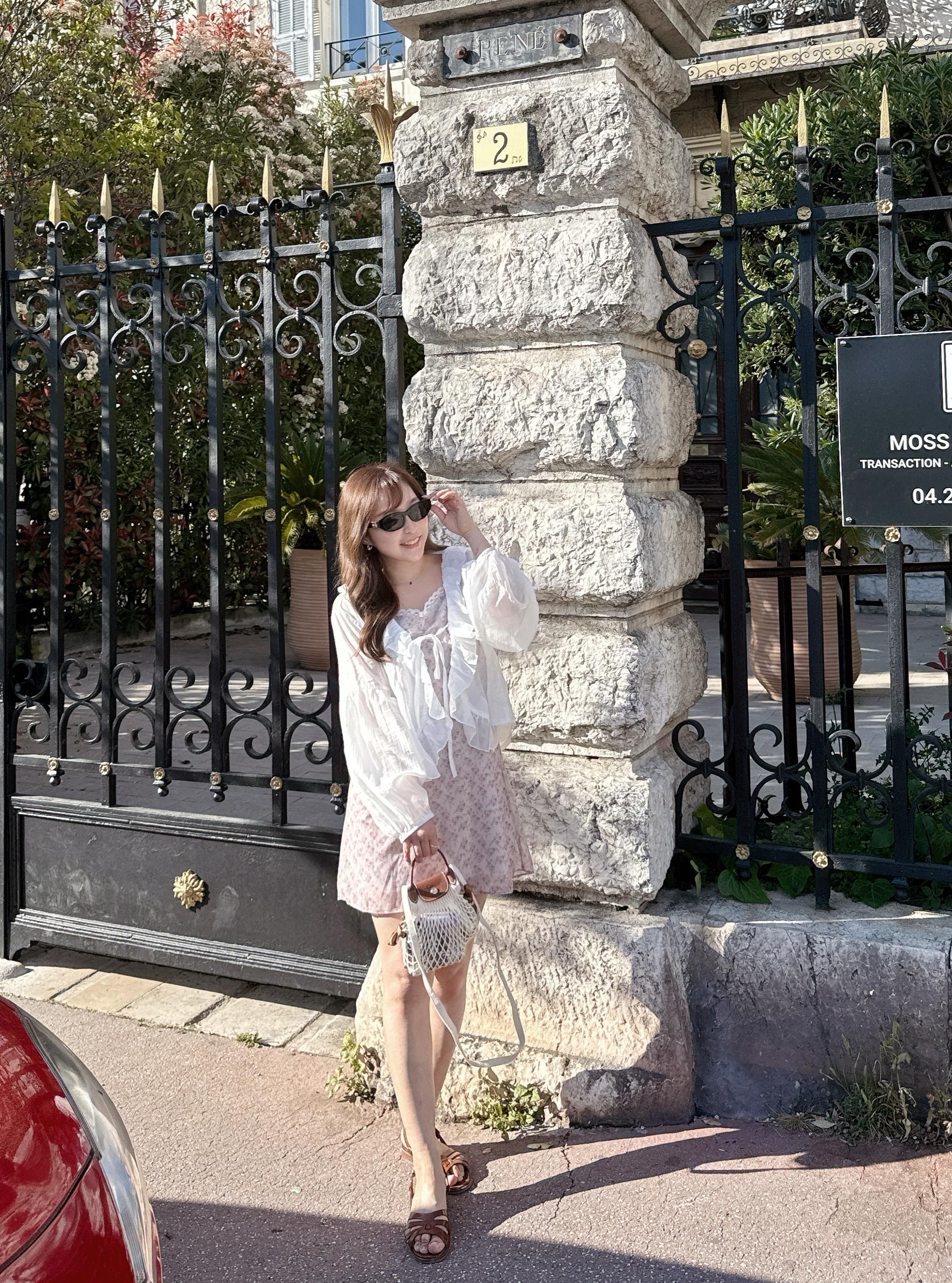 【優雅款式】白色荷葉邊抽繩上衣