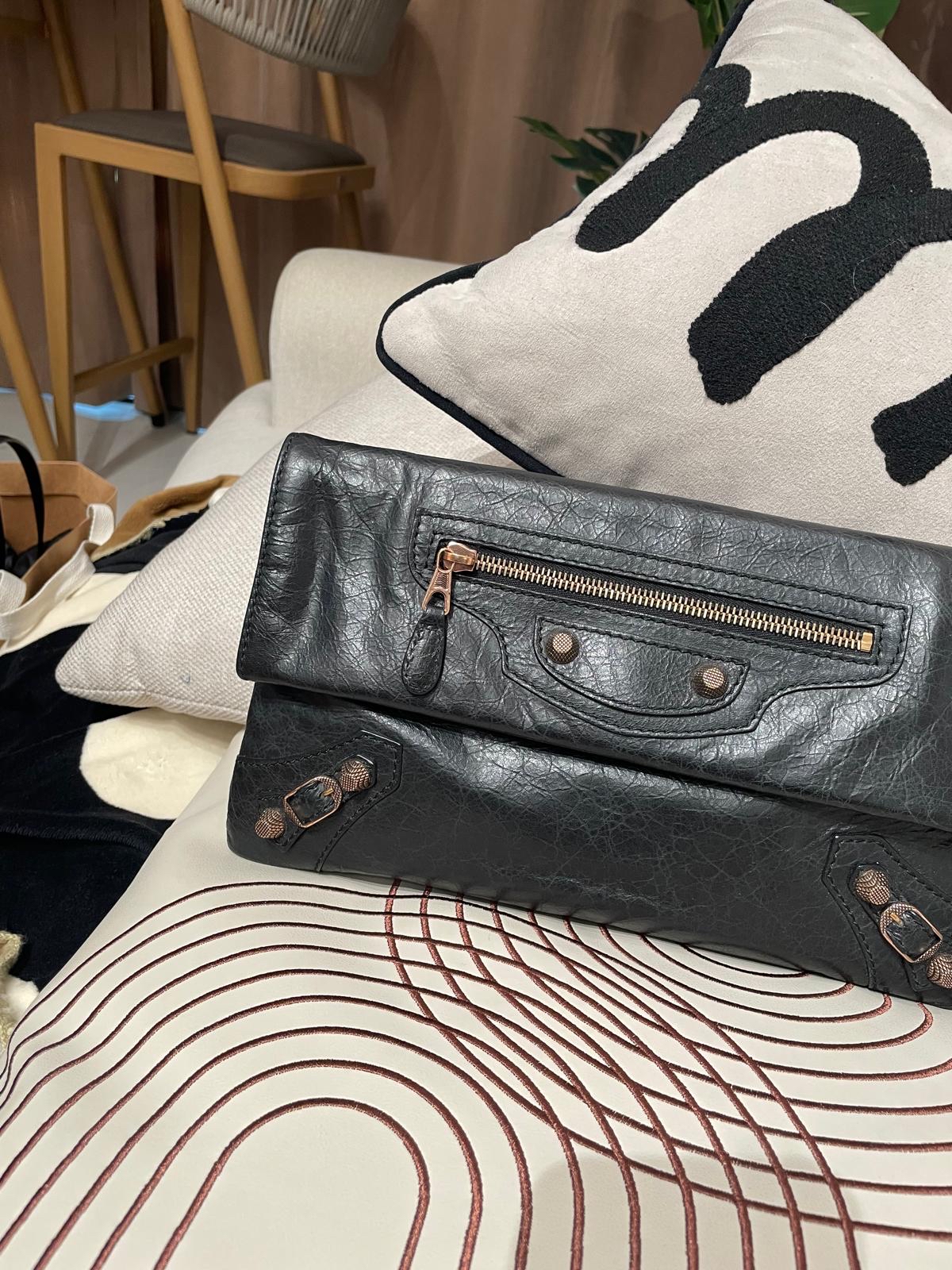 Balenciaga clutch bag 100%Authentic,95%new