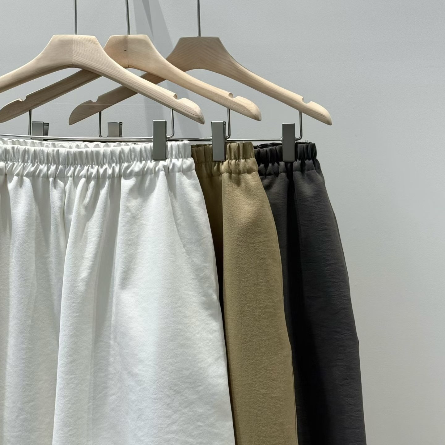 RE OE 微鬆優閒褲