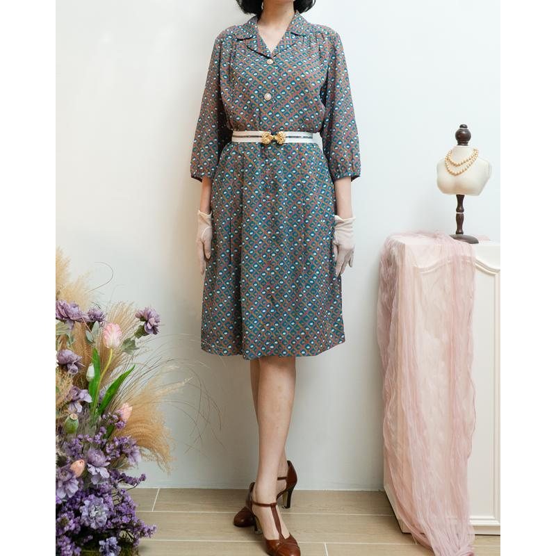 Vintage Trio Colour Simplicity Motif Mid-Sleeve V-Neck ShirtDress(MT1842-14)