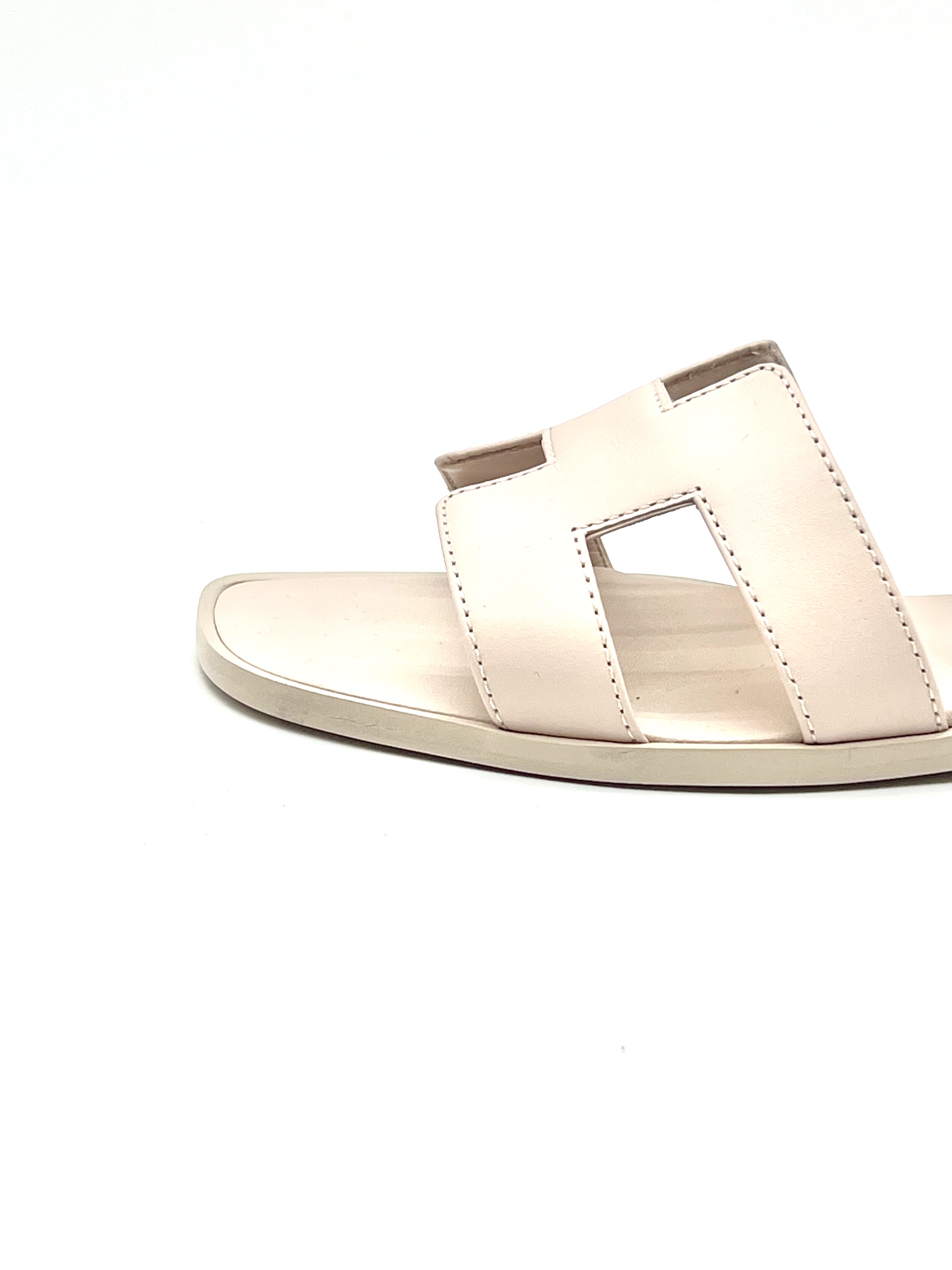 Pre-Owned HERMÉS Oran / Product Code: 26042207