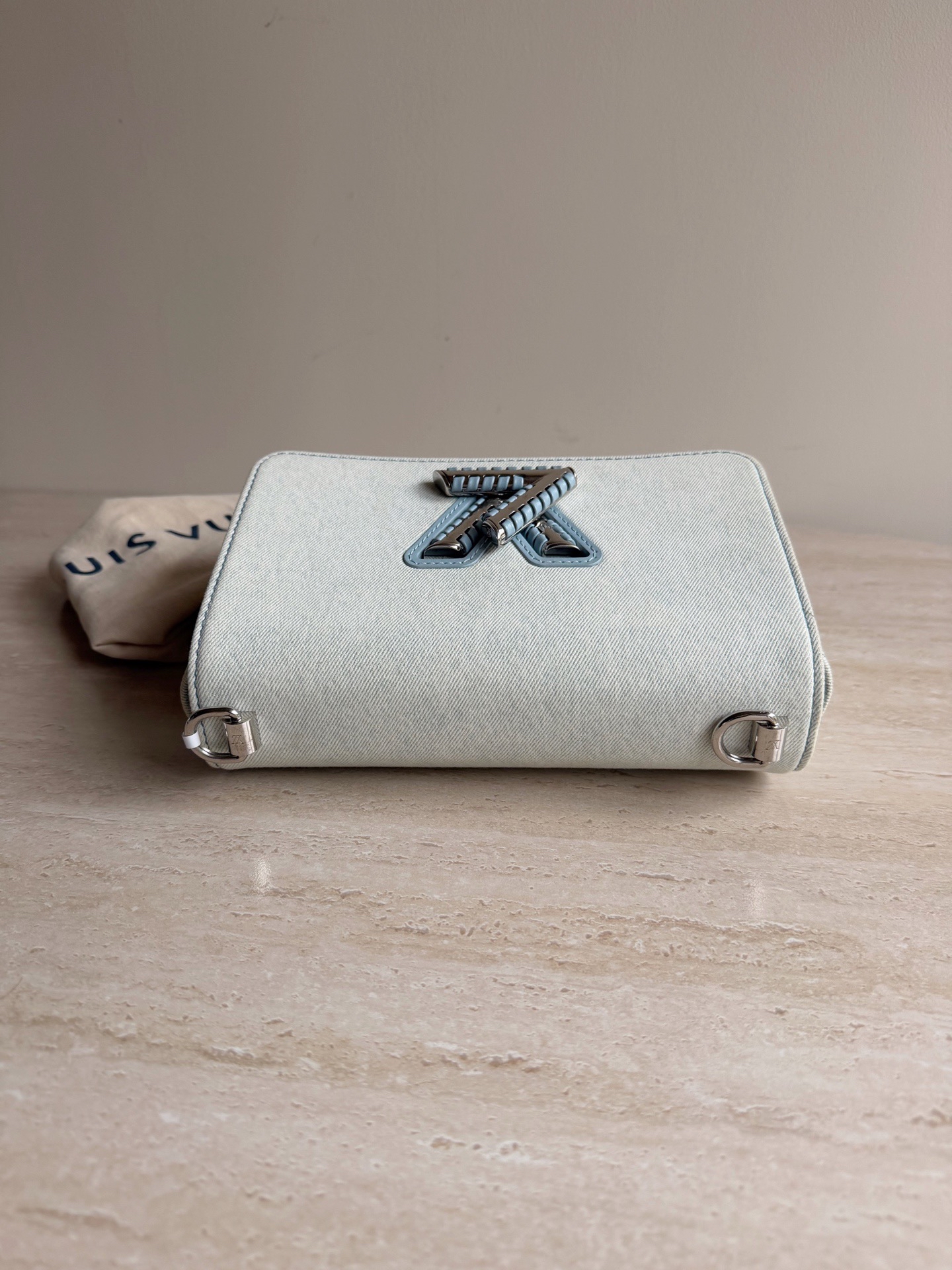 【預訂貨品】LV twist牛仔藍相機包