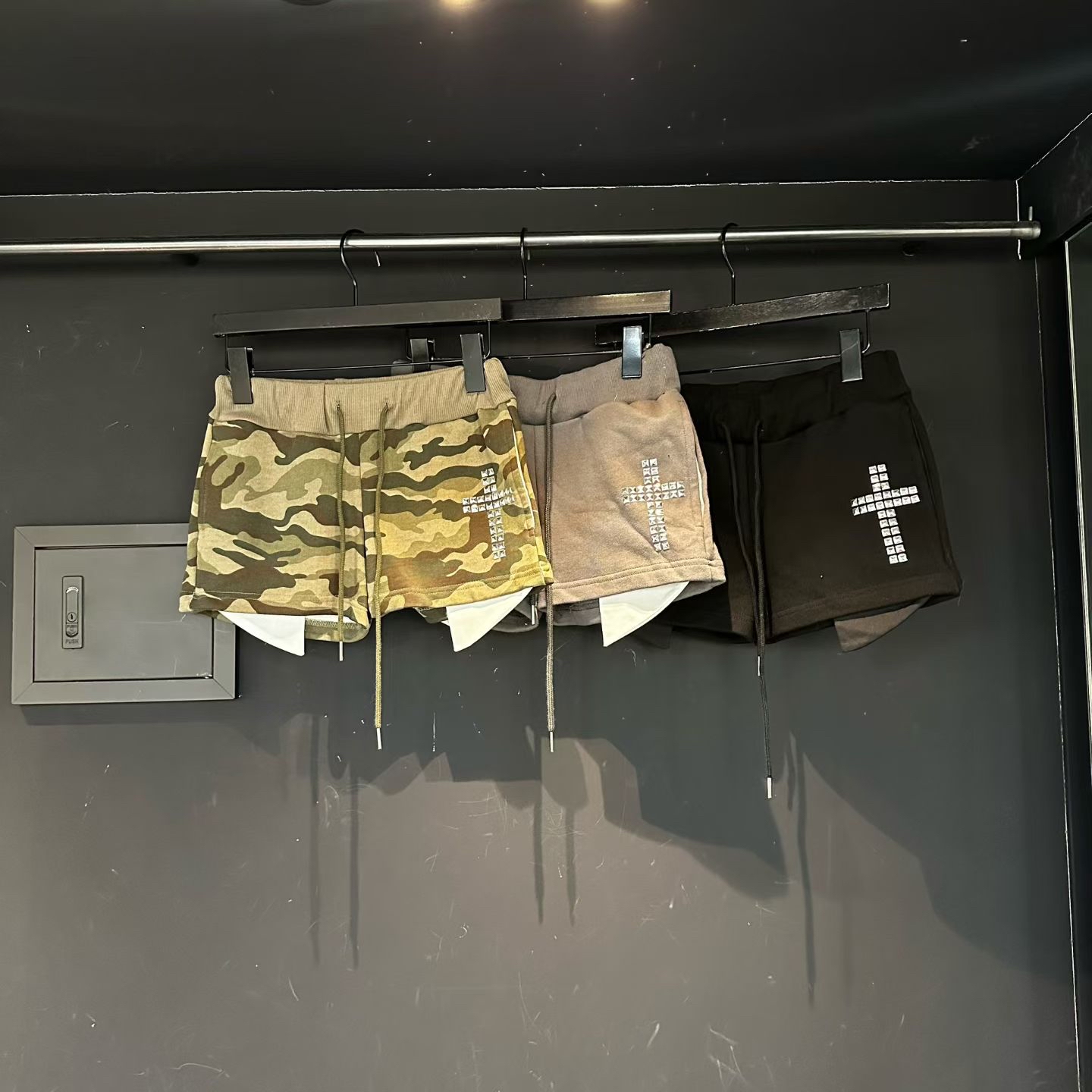 韓國十字架閃閃短褲