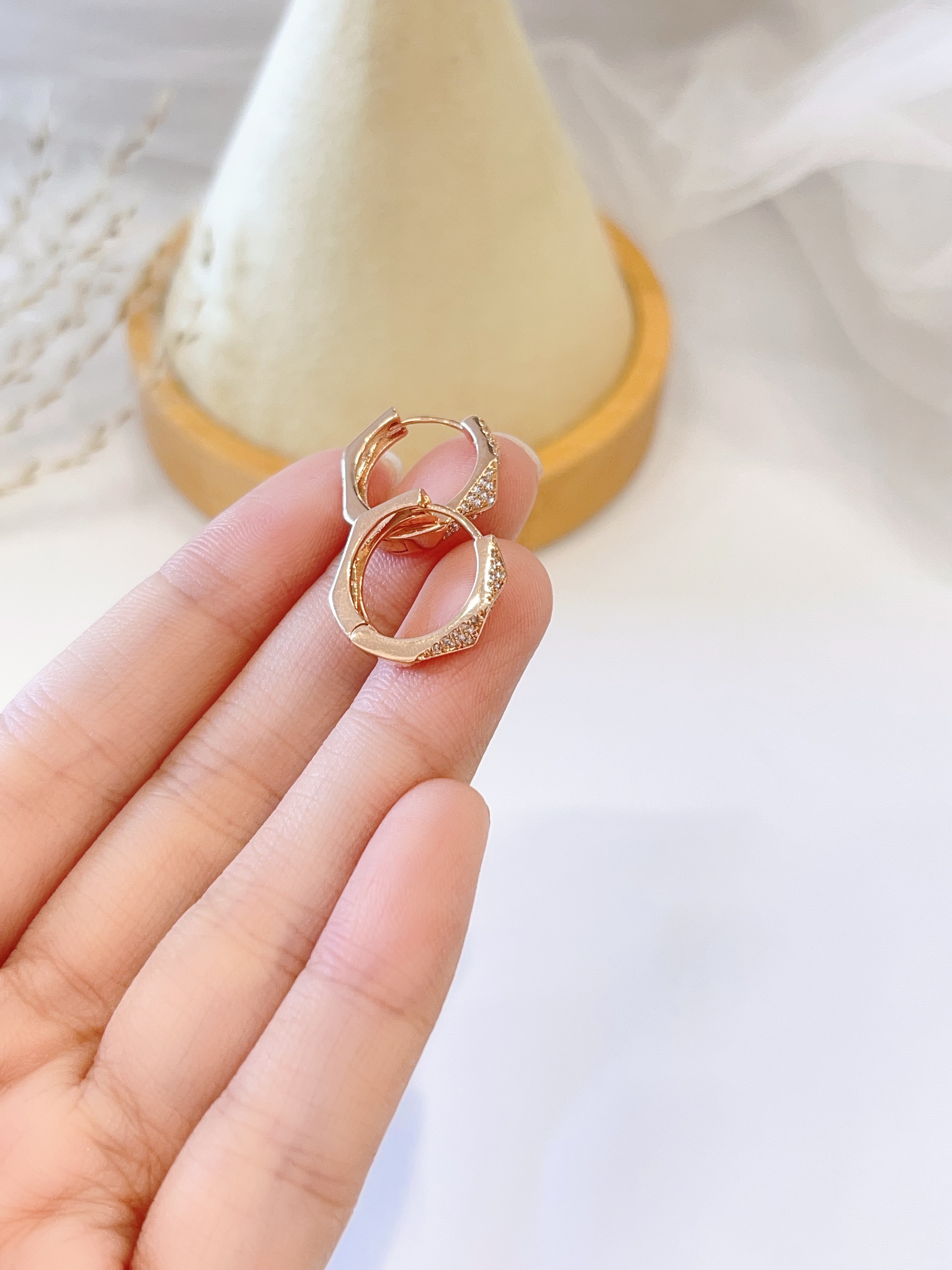 菱形镶钻耳扣耳环