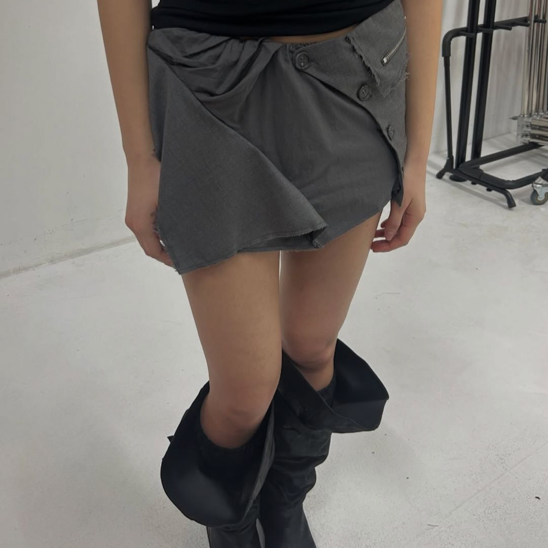 🇰🇷訂購｜FLARE UP 26SS｜Asymmetrical Layered Mini Skirt 2色 
