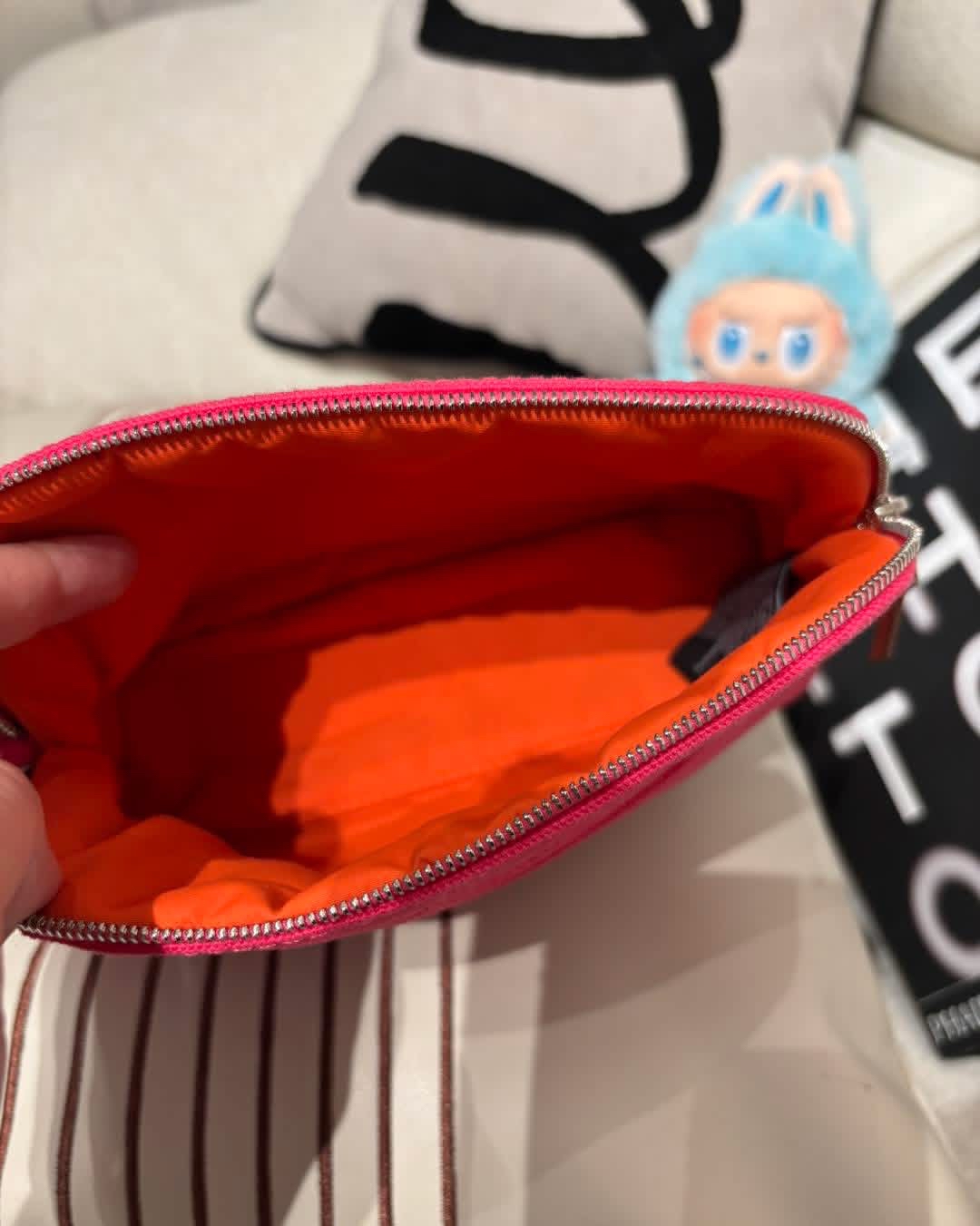 Hermes bolide pouch  100%Authentic,98%new