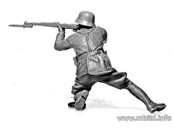 1/35 German Infantry DAK WWII Era North Africa Desert Battles