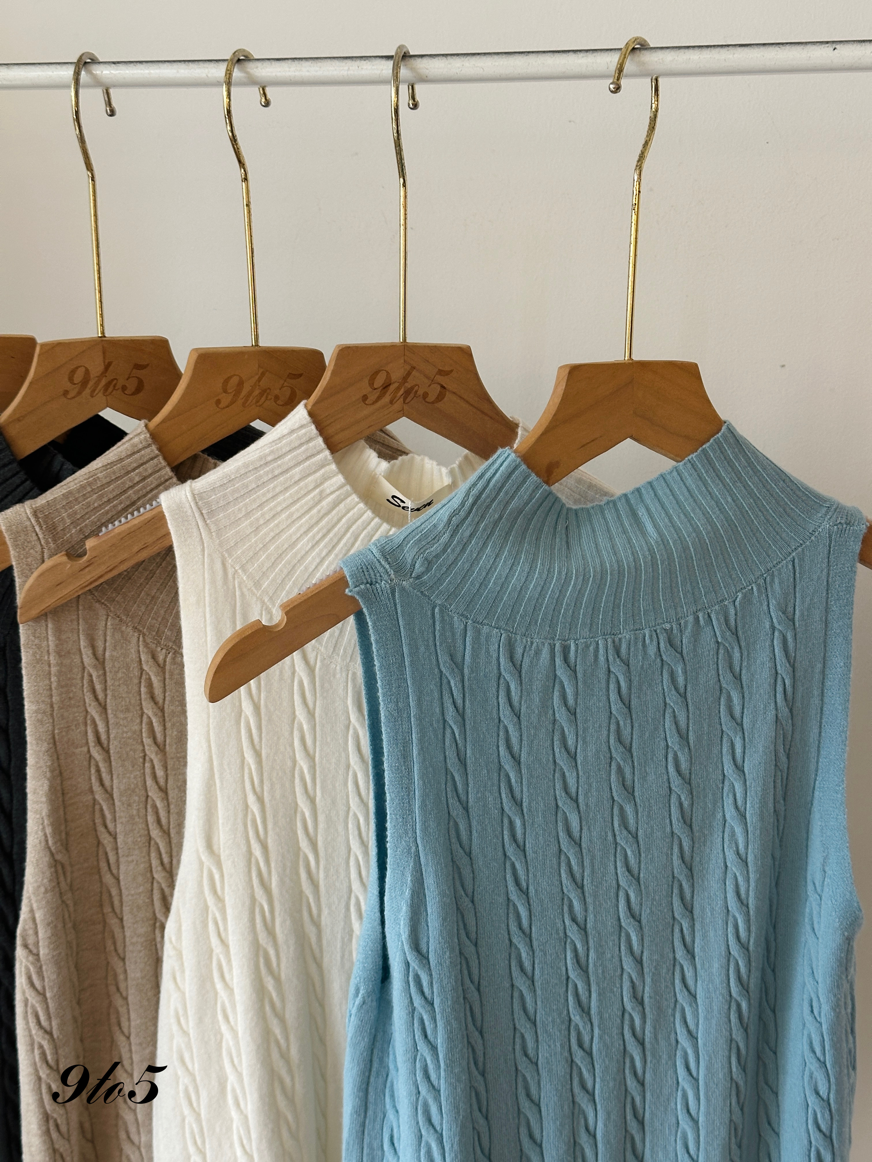 T3948 Mock Neck Sleeveless Knit Top -  6 Colors