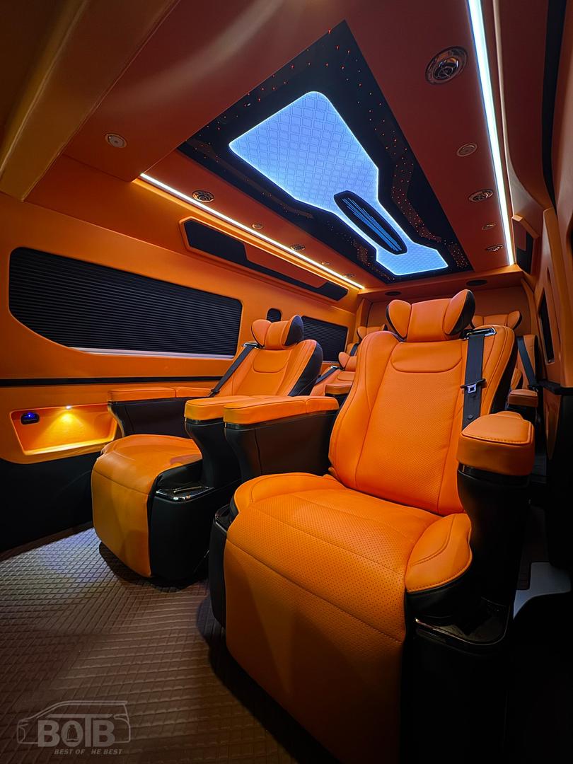 HIACE EXECUTIVE LOUNGE 2.0 PILOT SEAT / UNI-ST-6008-XTD