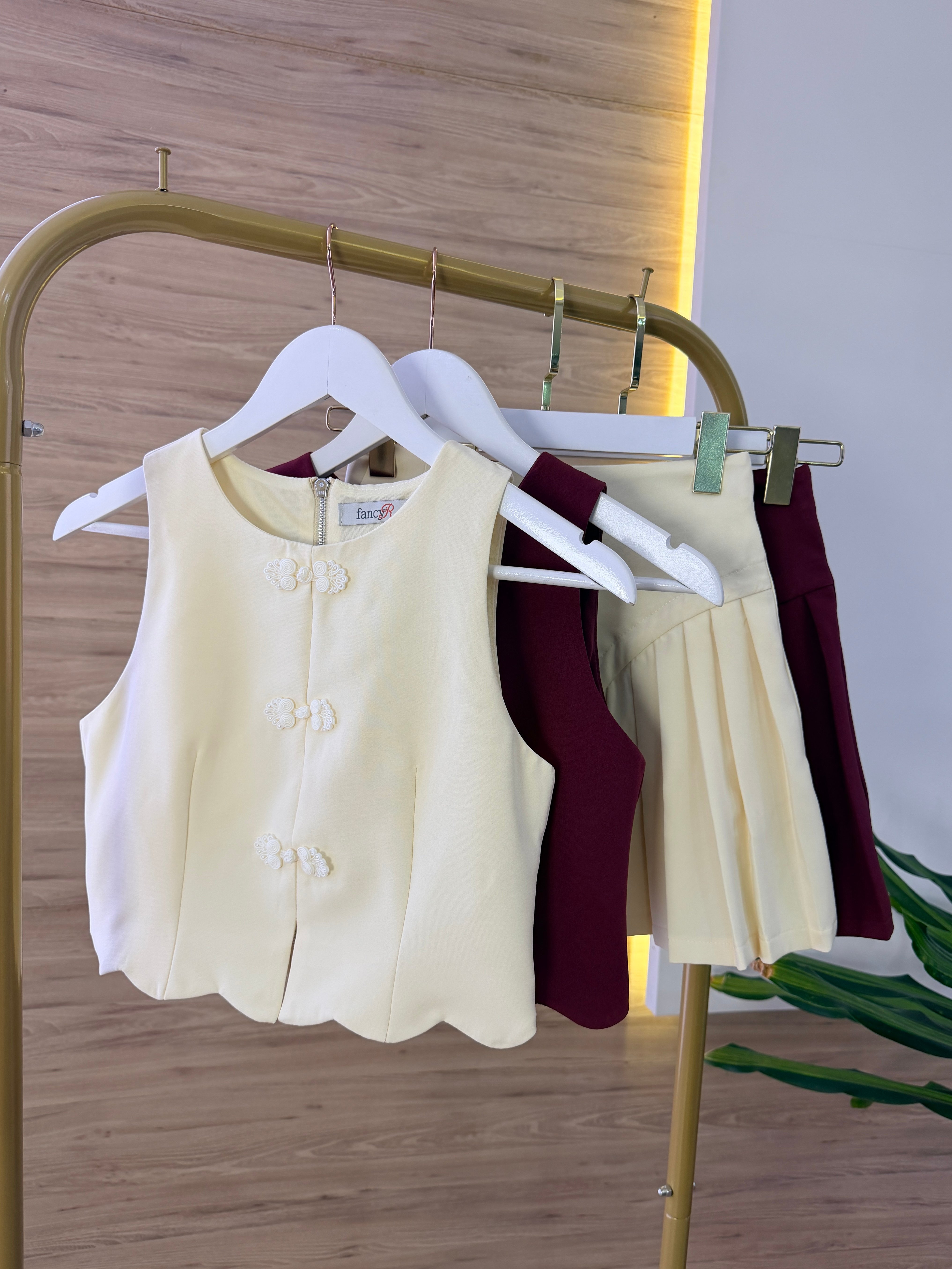 Ava Set Wear