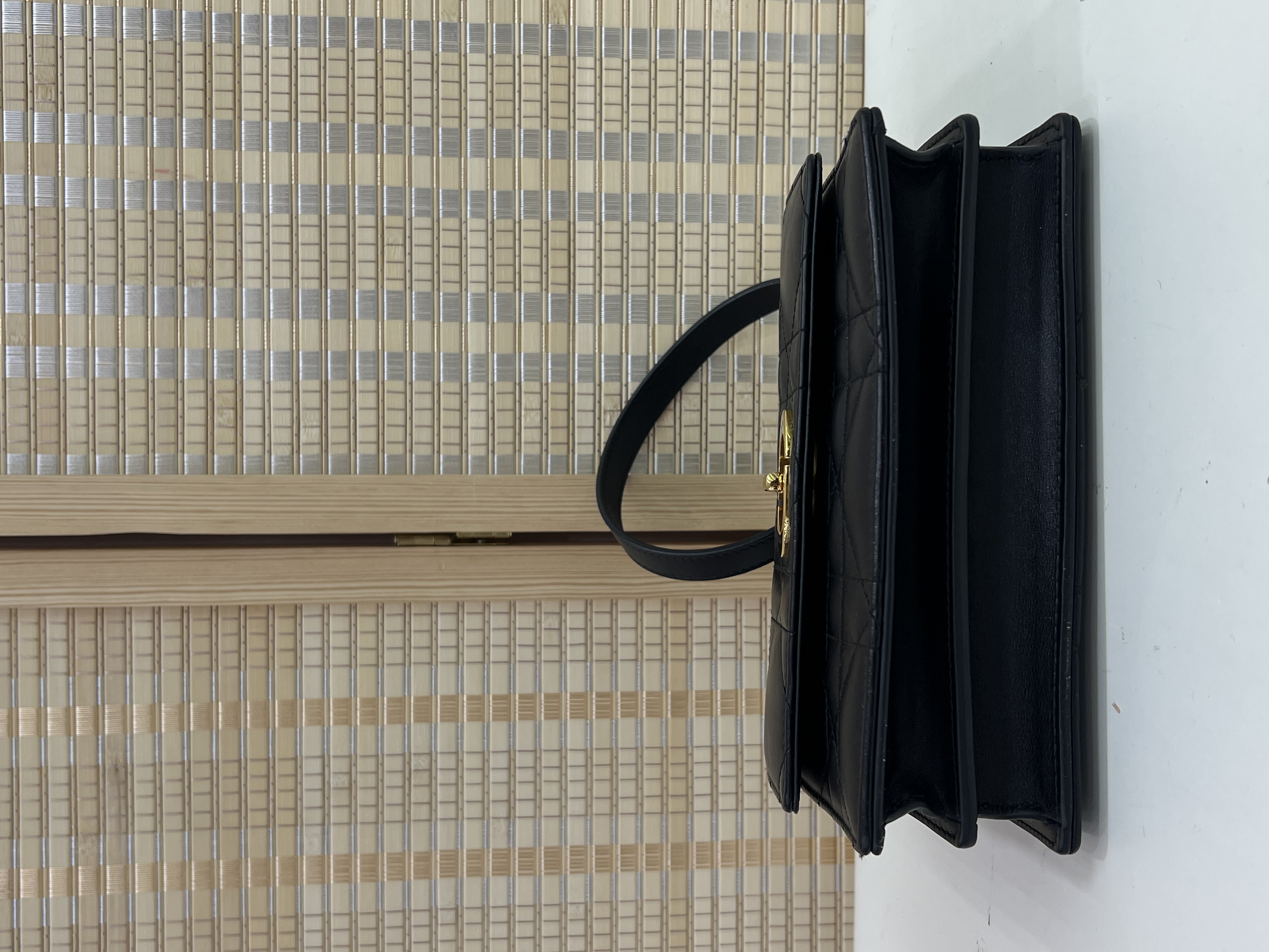 直播貨品 |  [1個-$100 2個-$300］GG48