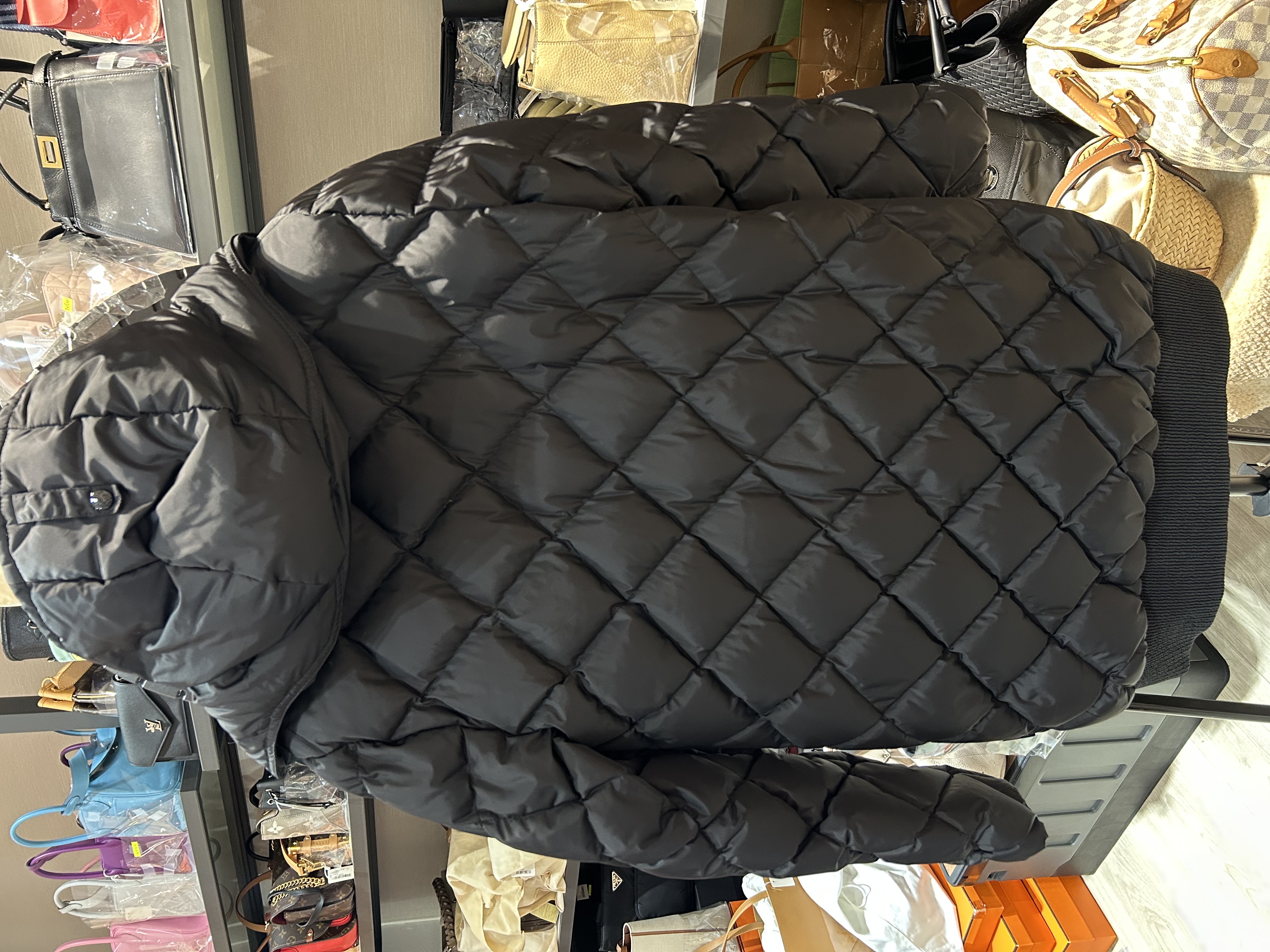 Moncler outer 黑色凌格紋羽絨 1碼 100%Authentic 98%new 