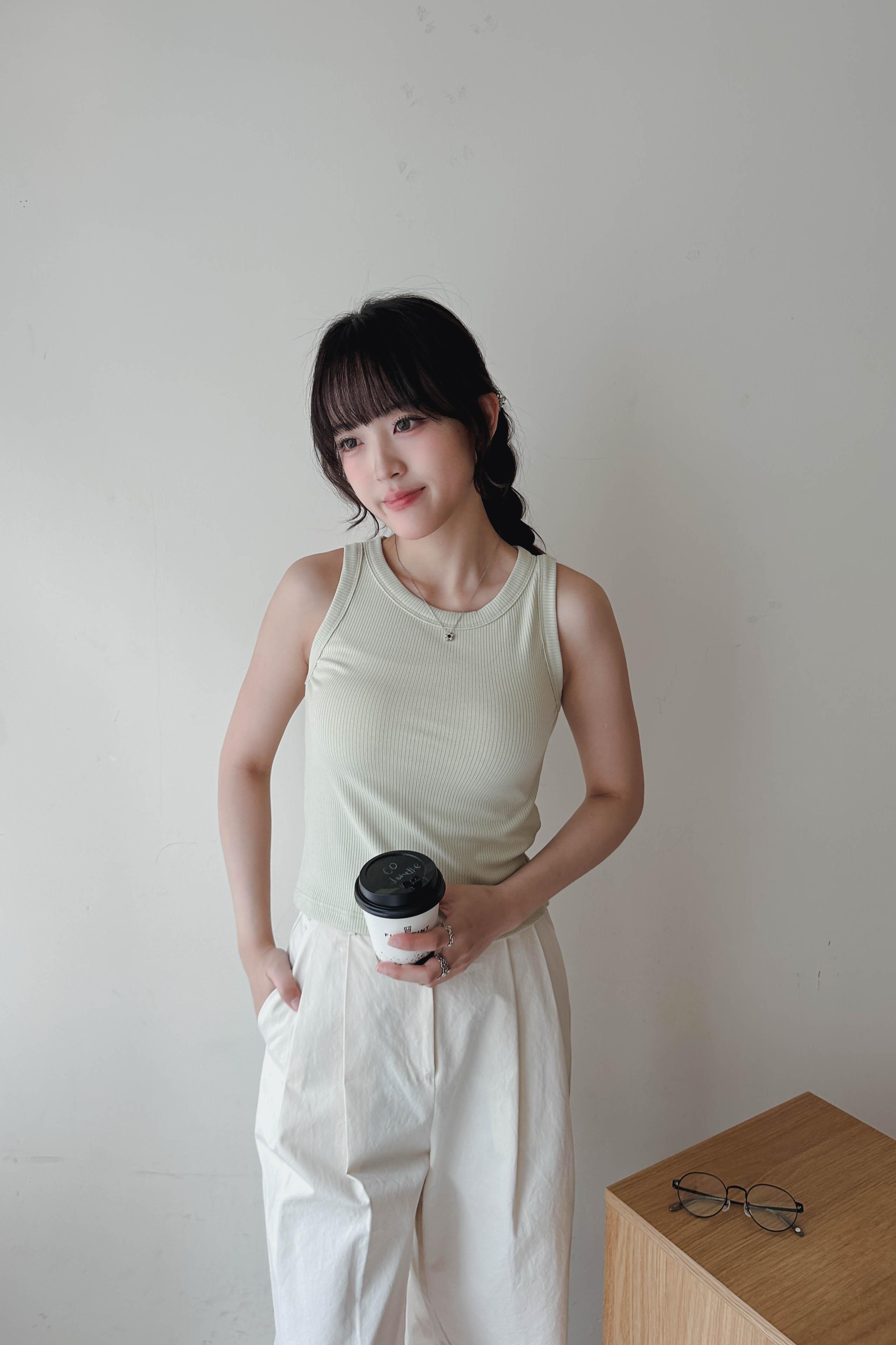 高領口修副乳短背心(三色入)