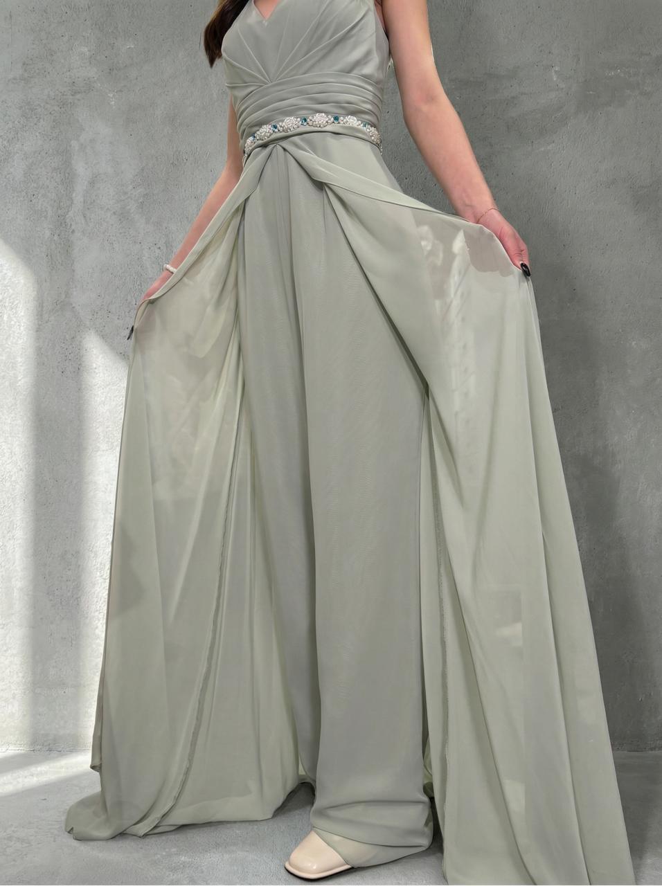 優雅女神風：飄逸雪紡連身褲 (珍珠腰帶需另外購買)