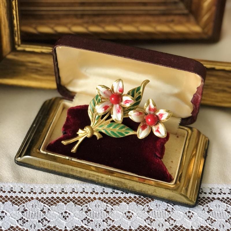 C.a. 1950s Austrian Style Handpainted Rose Mallow Flower Brooch from Canada(MT885)