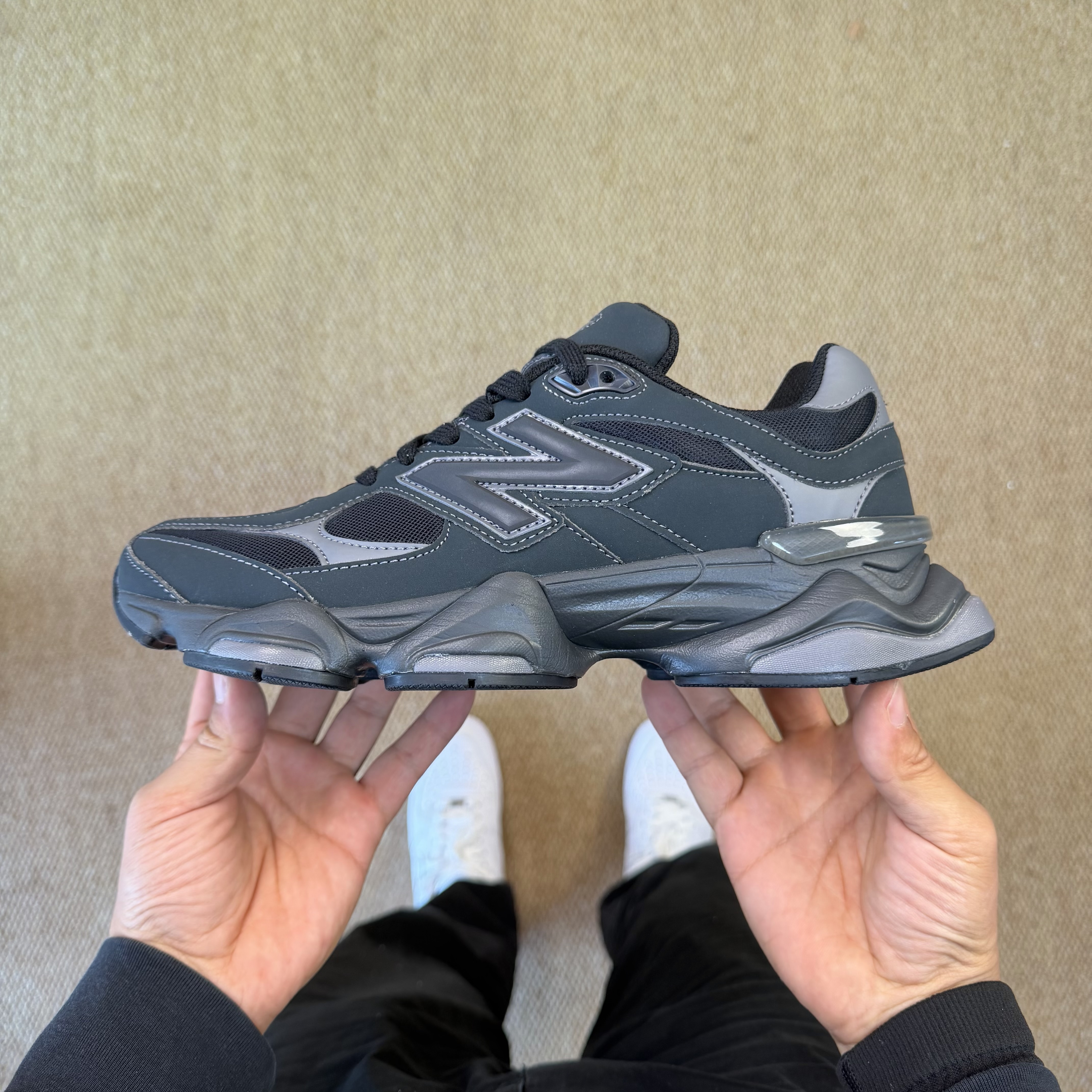 New Balance 9060 U906079E