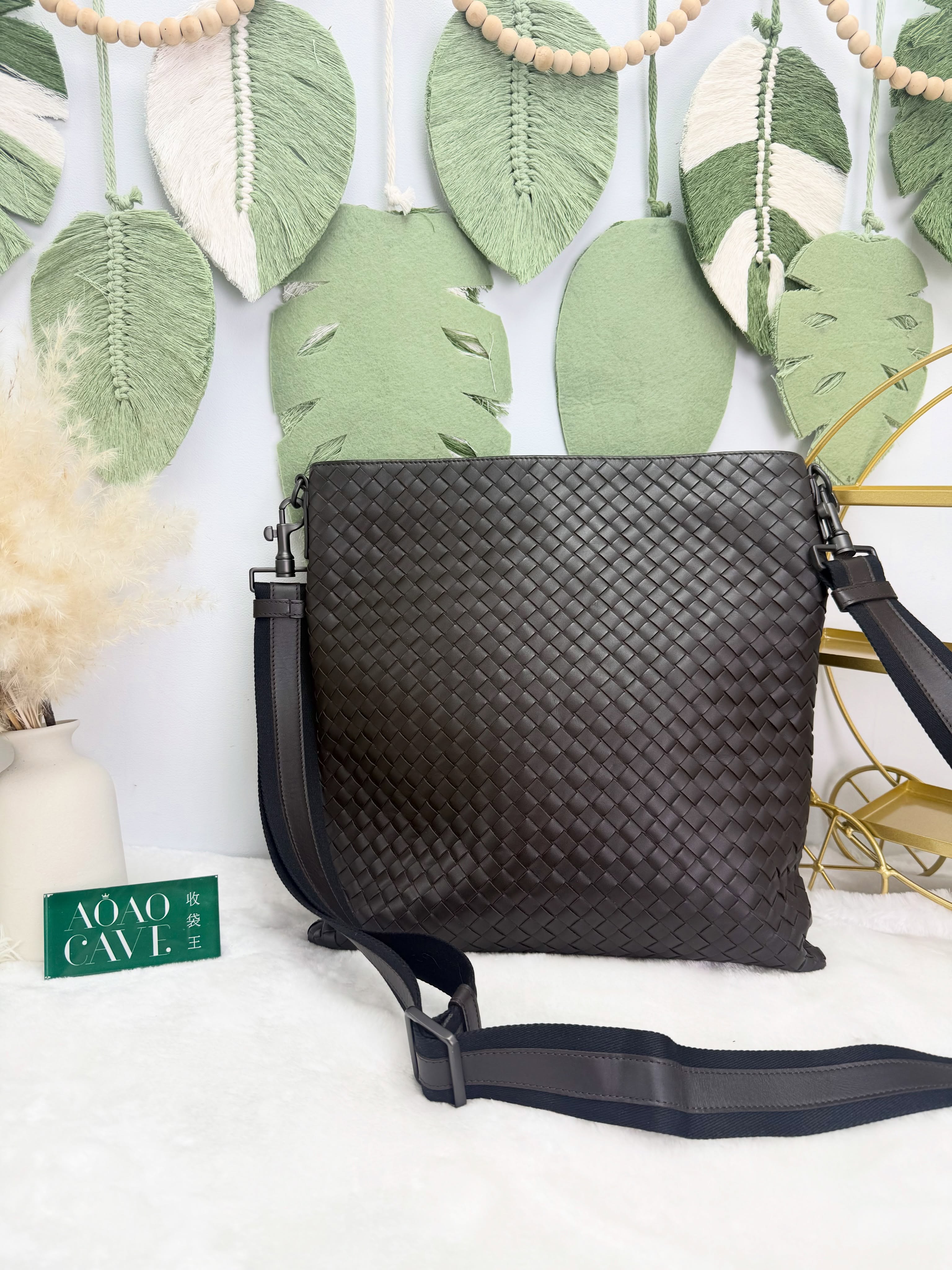 Bv👜 PRE OWNED 🛍️經典編織直版薄款斜揹袋🤎💼 