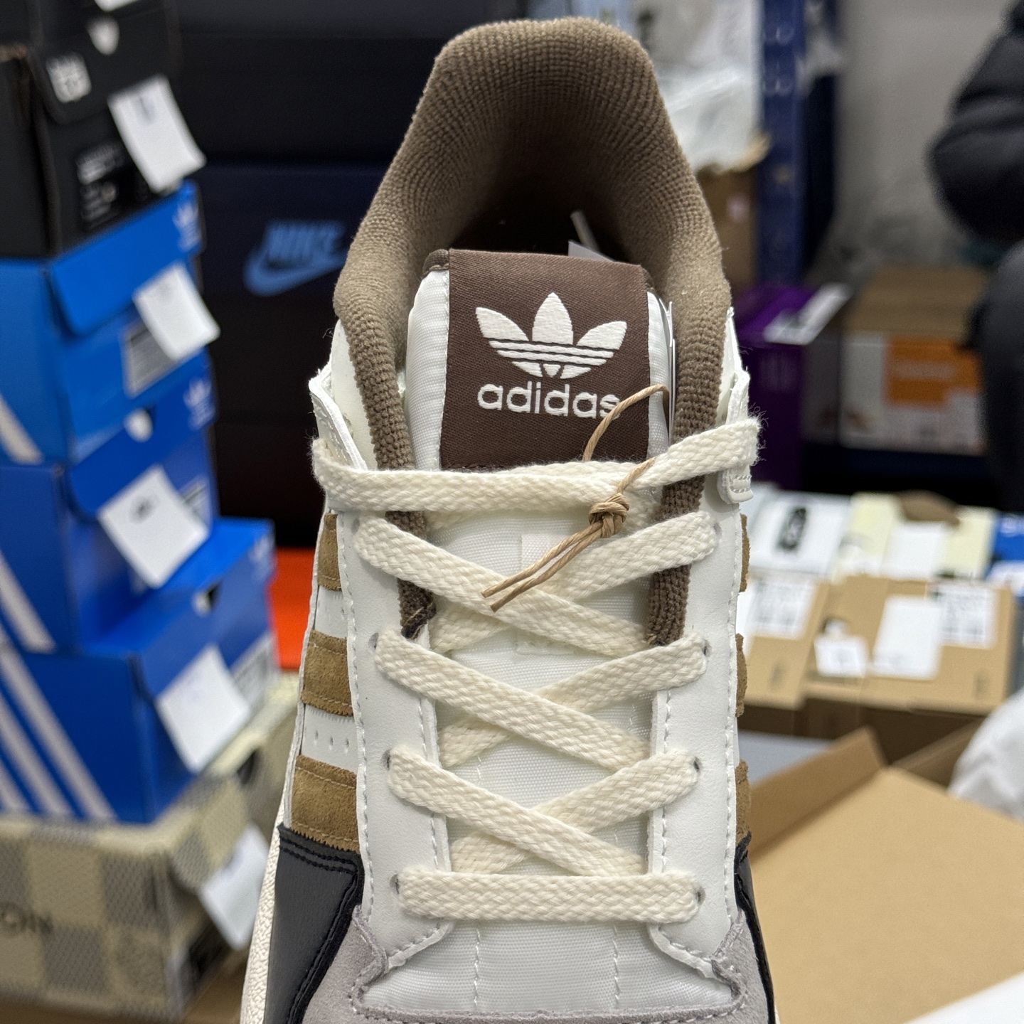 Adidas Forum Low CL JQ8734