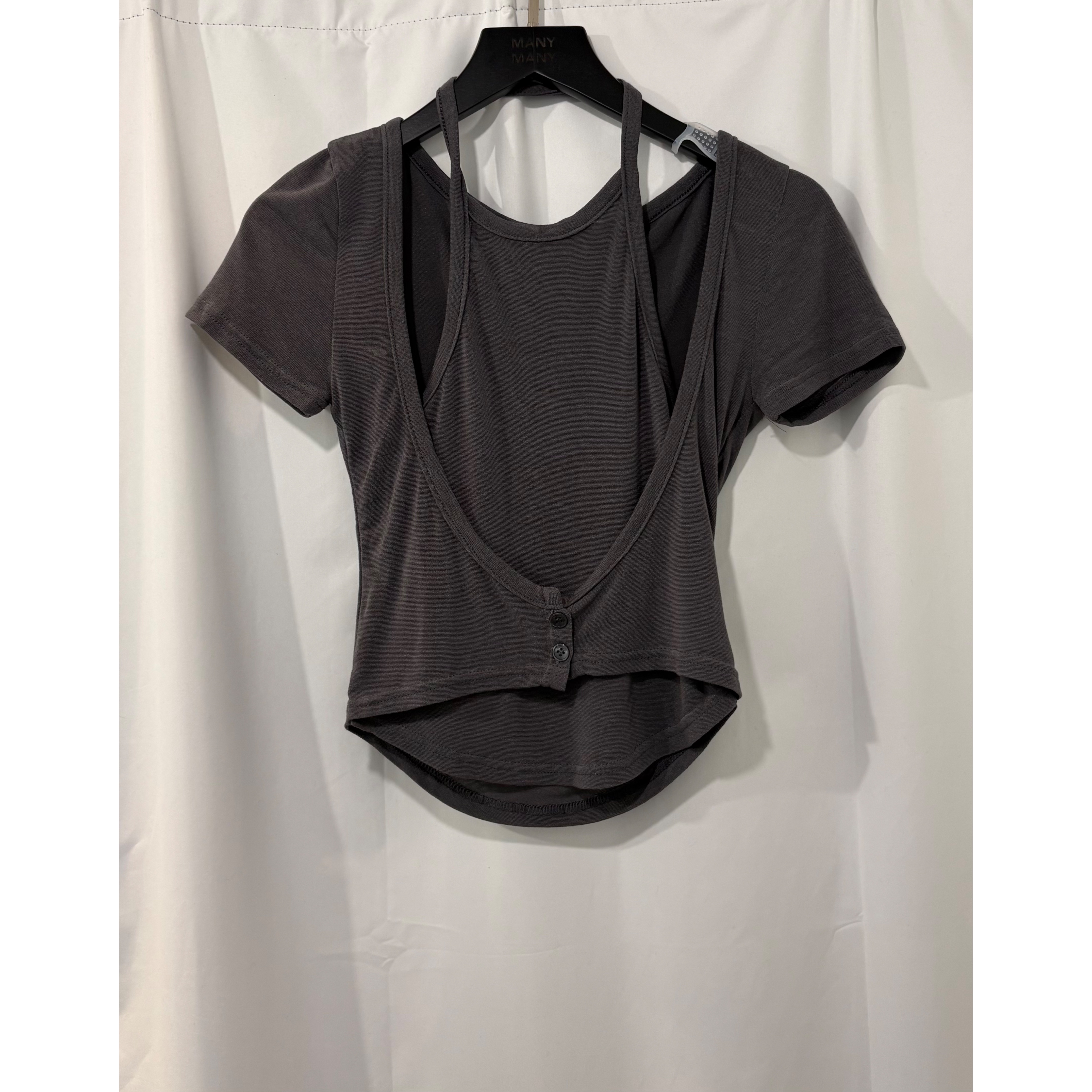 新品價6月23截🤍2606L《CUTOUT 2-PIECE CROP》