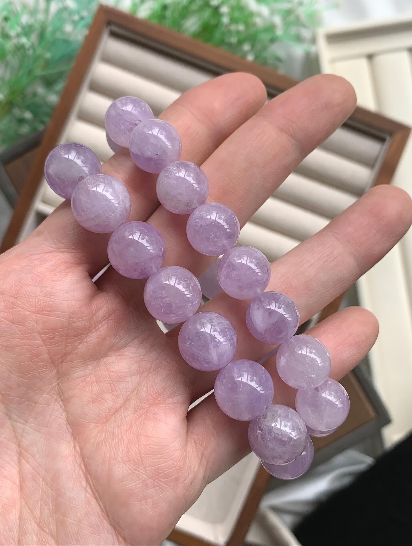 Lavendar Amethyst 薰衣草紫水晶 