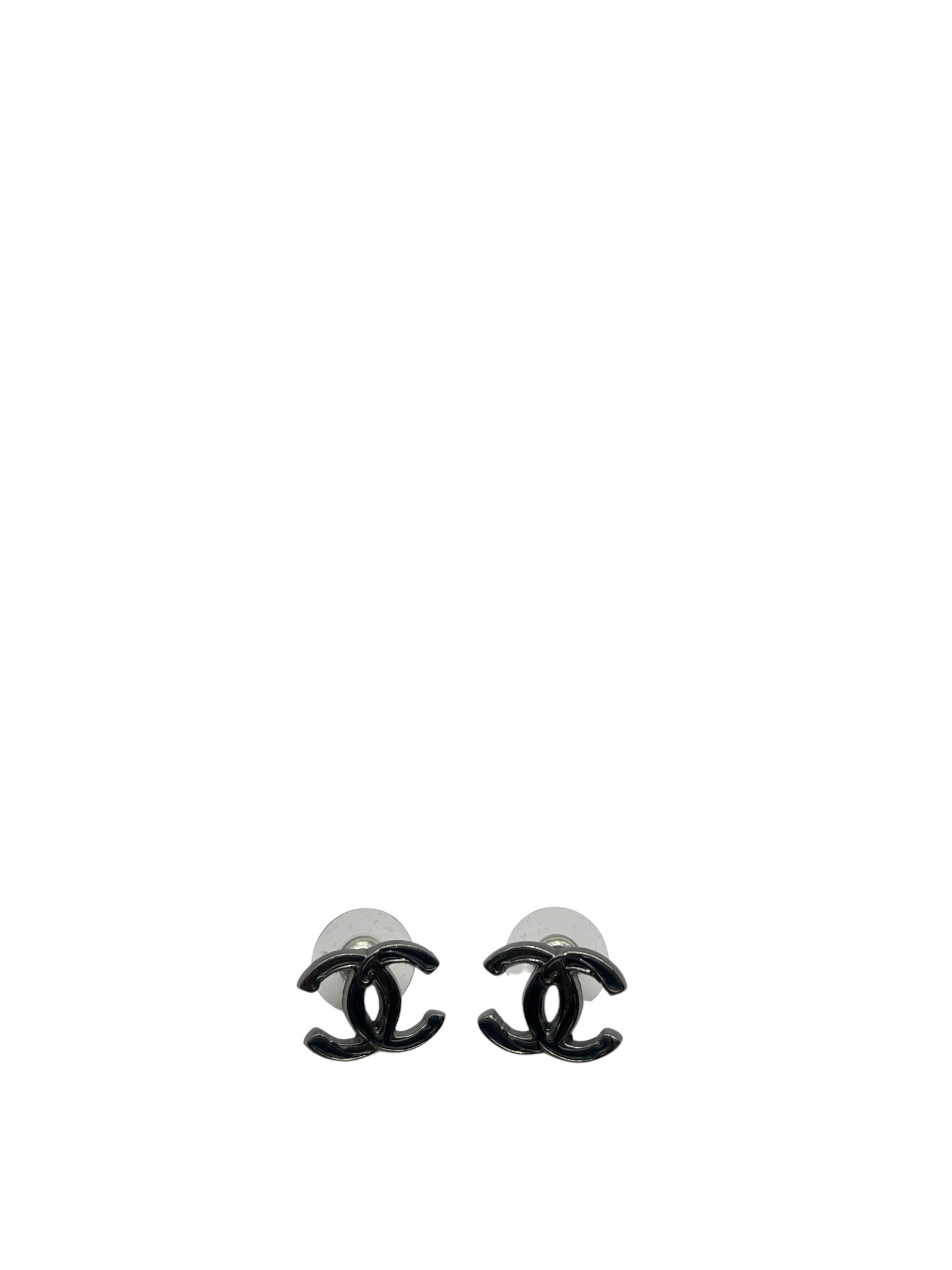 Pre-Owned CHANEL Earrings / Product Code: 26061309