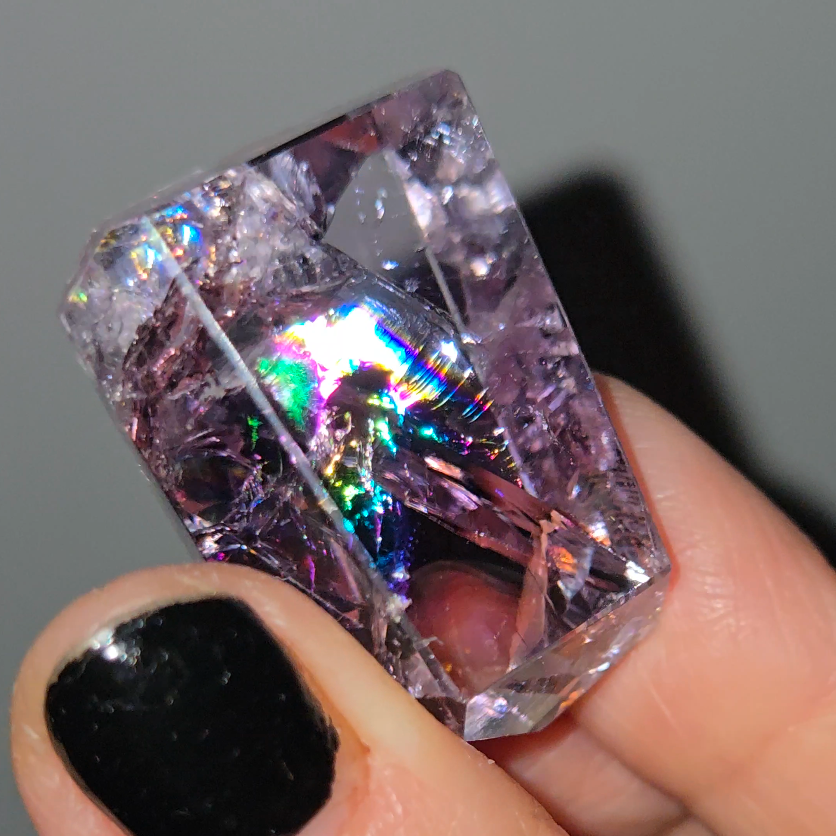 Rainbow amethyst pocket stone - AM74