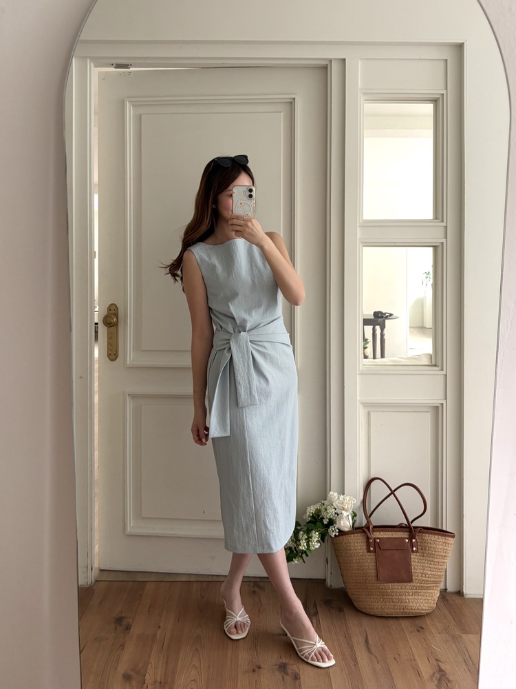Pastelly Gathered Waist Dress (Blue)