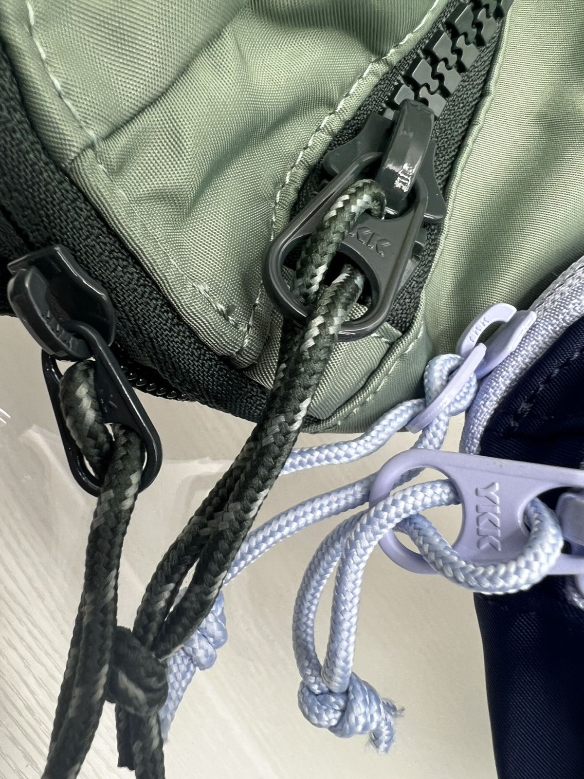 【現貨】Lululemon Sports Belt Crossbody Bag戶外運動手提斜挎包 情侶款
