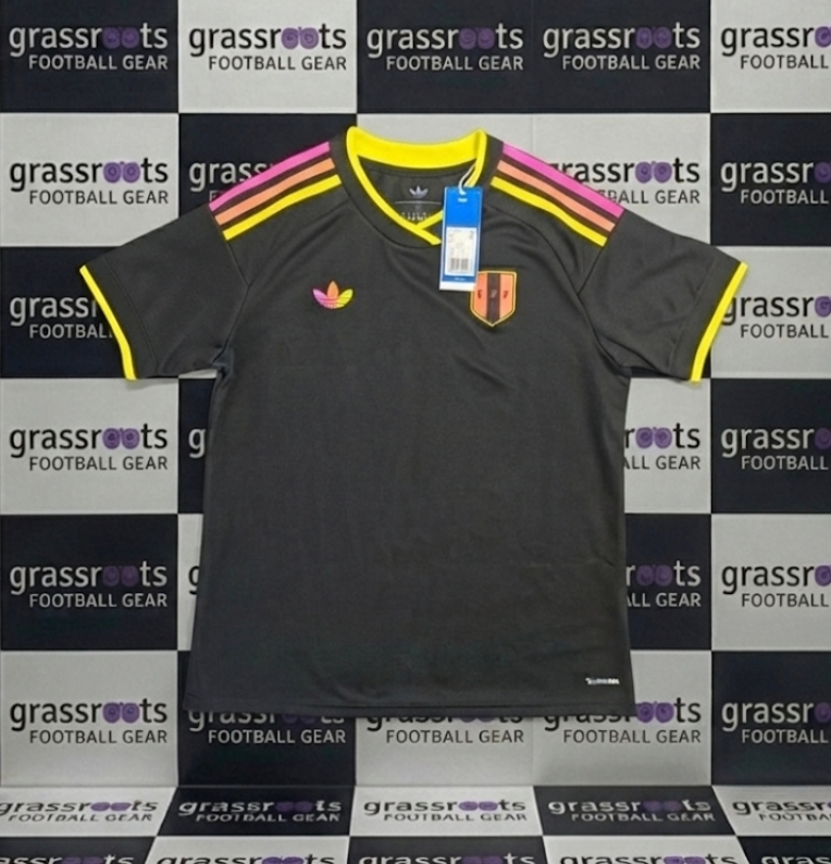 2026 秘魯 客 女裝 Size L