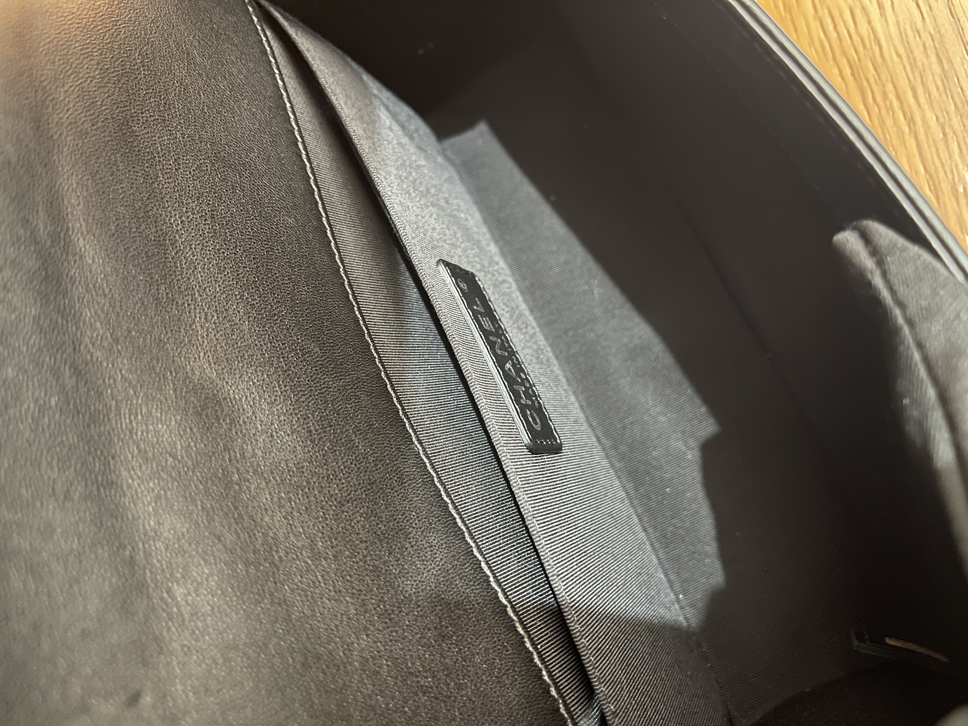 直播貨品 |  [1個-$100 2個-$300］ HH01