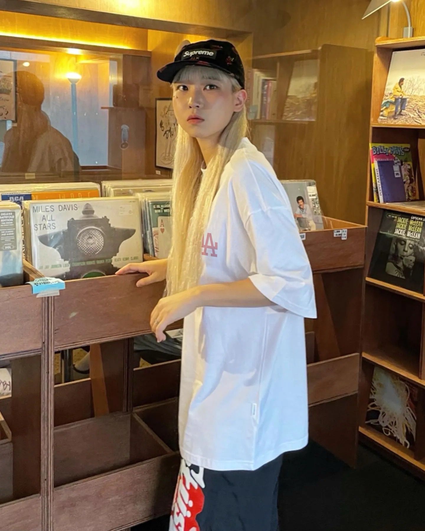 $220件。MLB NY洋基隊韓國限定款愛心情侶短袖T恤