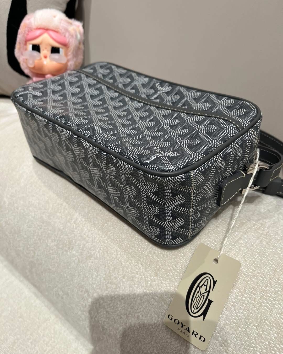 Goyard cap vert camera bag Grey 100%Authentic ,98%new ✅塵袋✅booklet