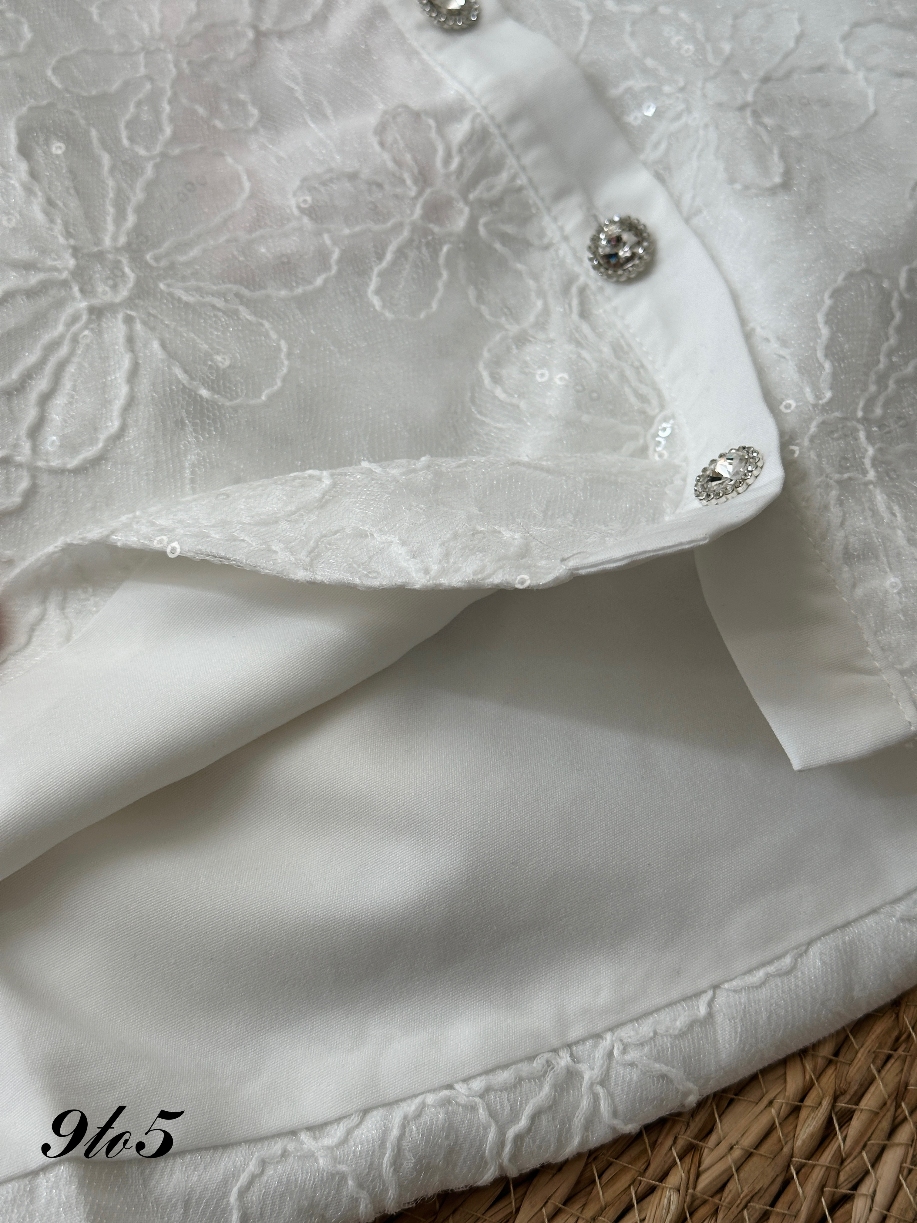 T3959 Sleeveless Floral Top - 3 Colors