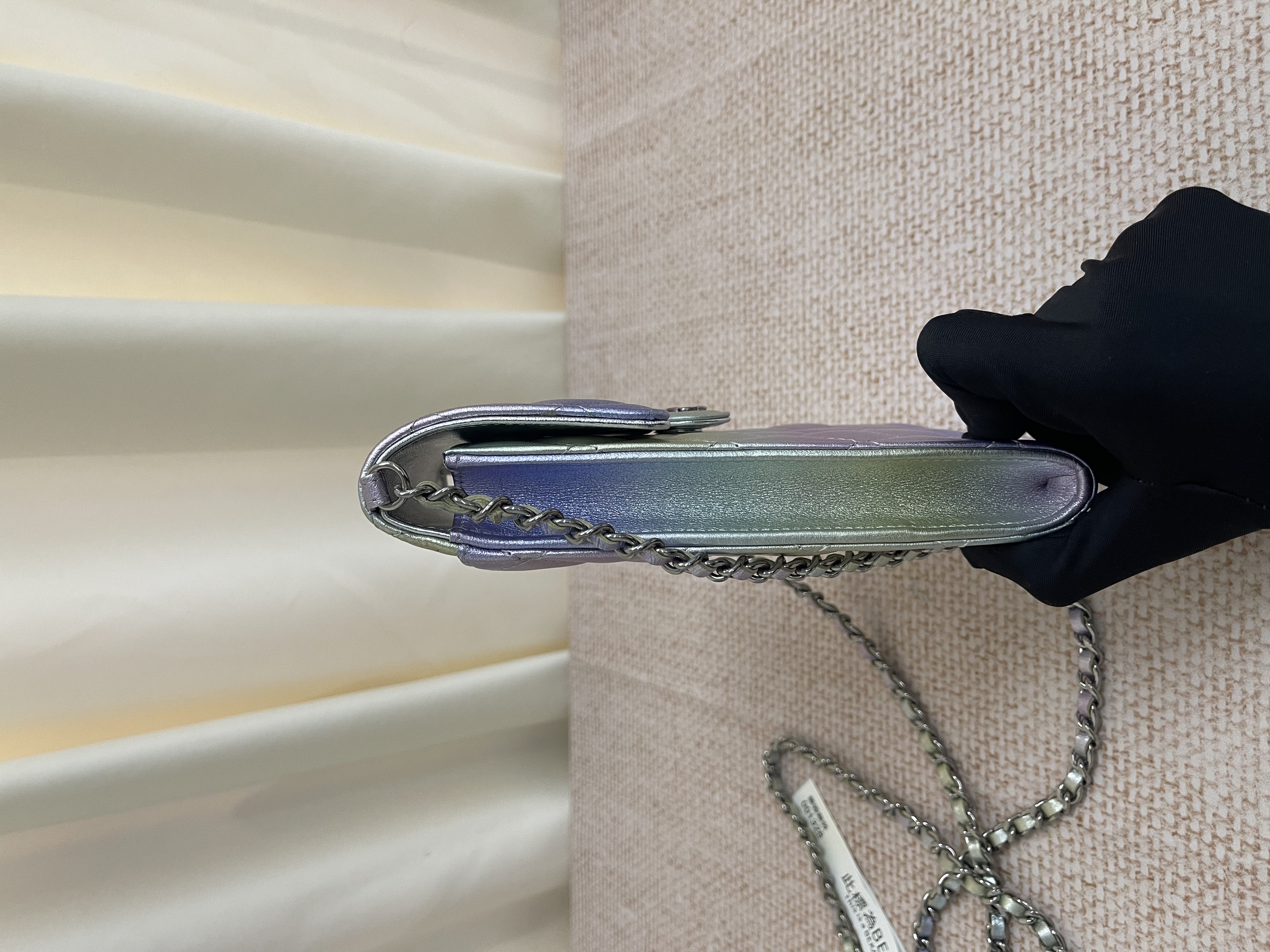 Pre-owned Chanel 21K Phone Pouch Chain Ombre Mermaid/ Product Code: 26022807