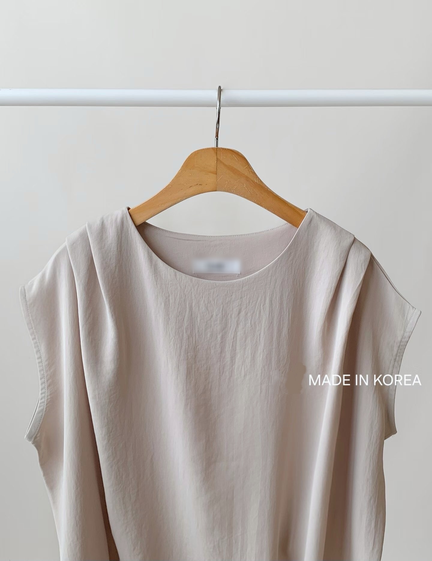 G6178 韓國🇰🇷靚料淨色打皺top