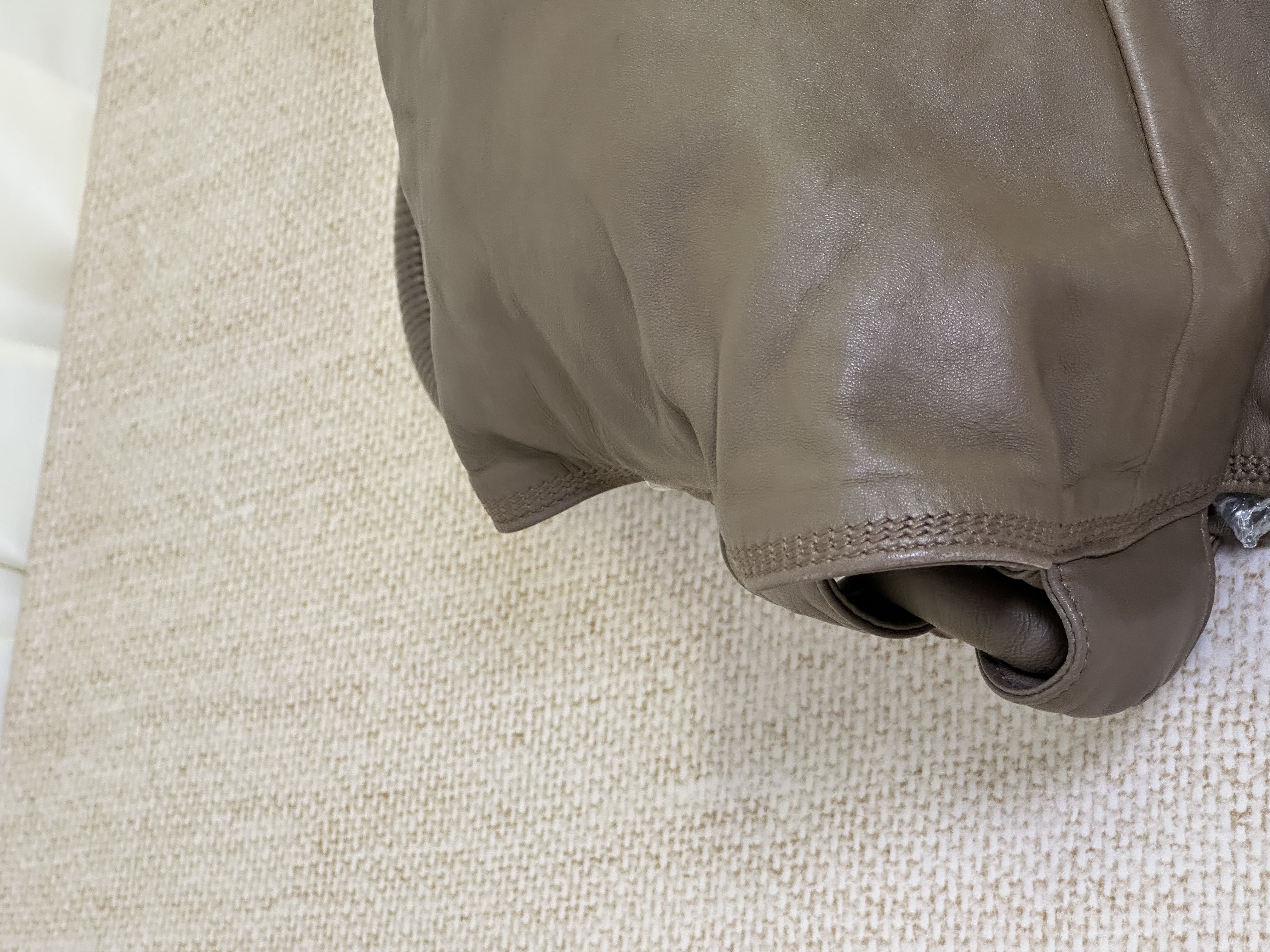 Pre owned Loewe Nappa Aire/ Product Code: 26031018