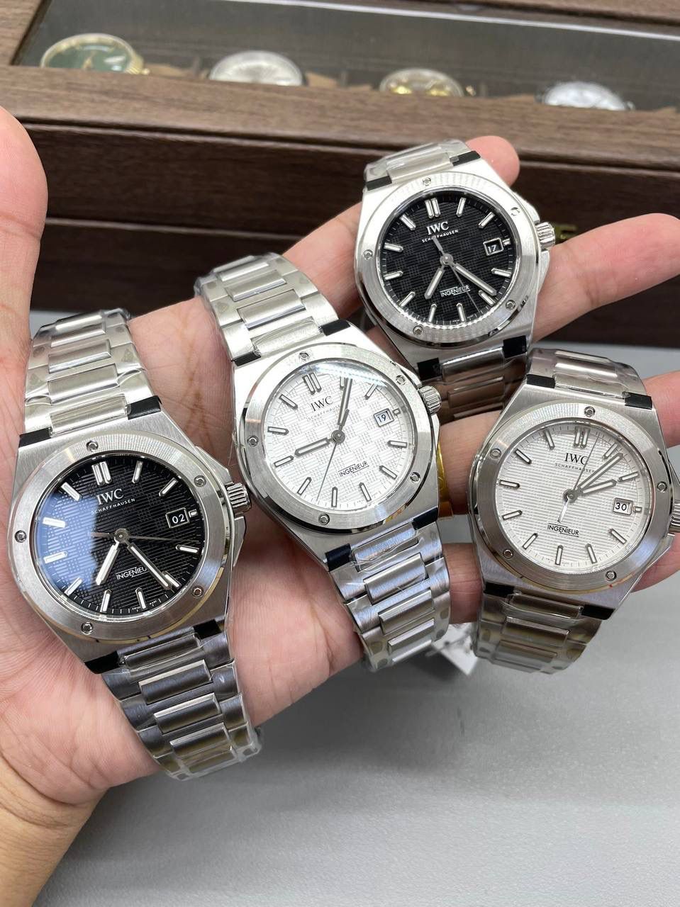 工程师，黑面40mm，搭载海鸥2892机芯，也可选装sw300瑞士原装机✔️