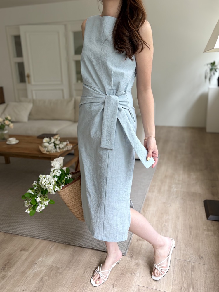 Pastelly Gathered Waist Dress (Blue)