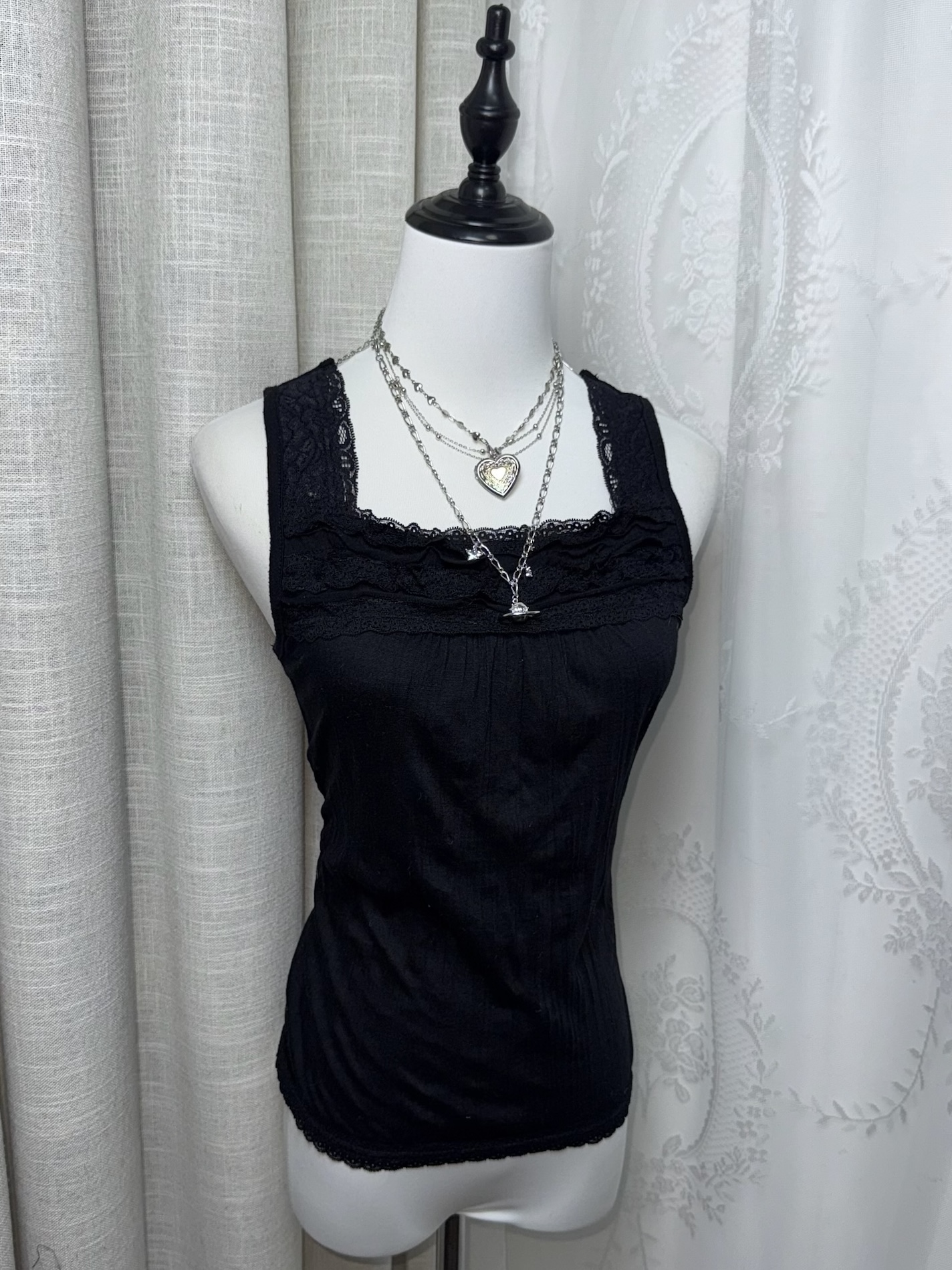 Downtown Girl Square-Neck Lace-Trim Tank 